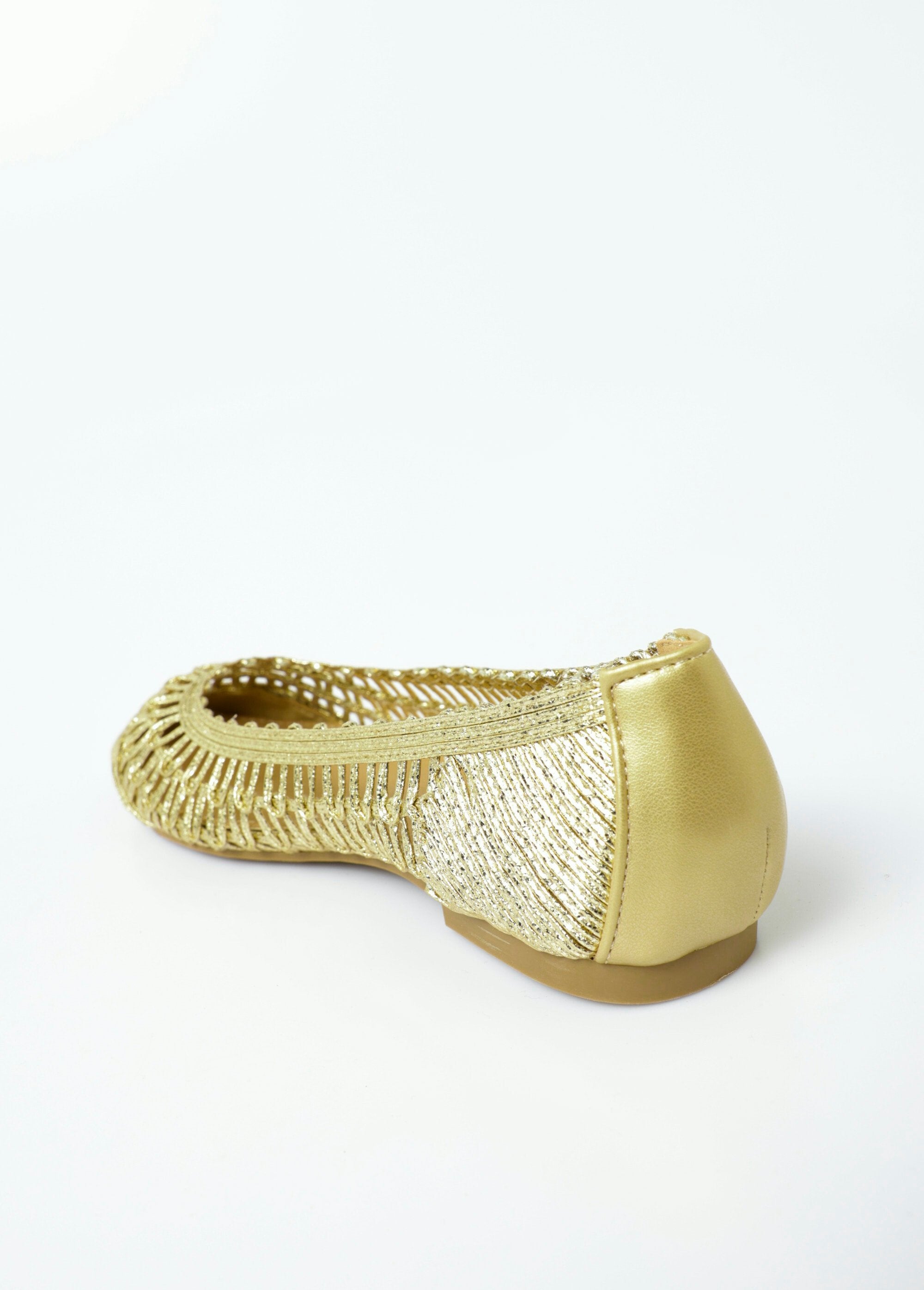Natural-look_openwork_flat_ballerinas_Golden_DO1_slim