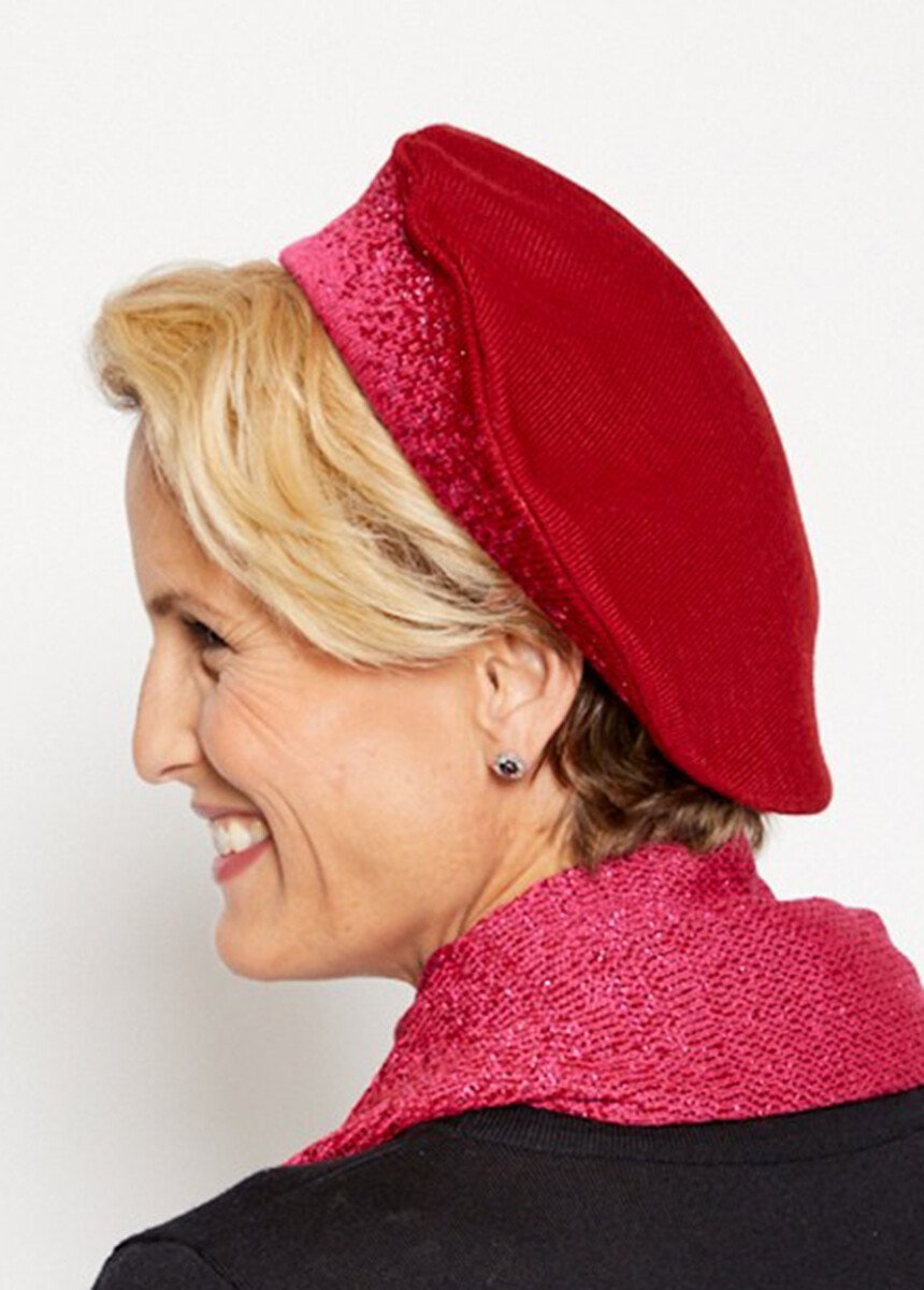 Beret_Fuchsia_GA1_slim