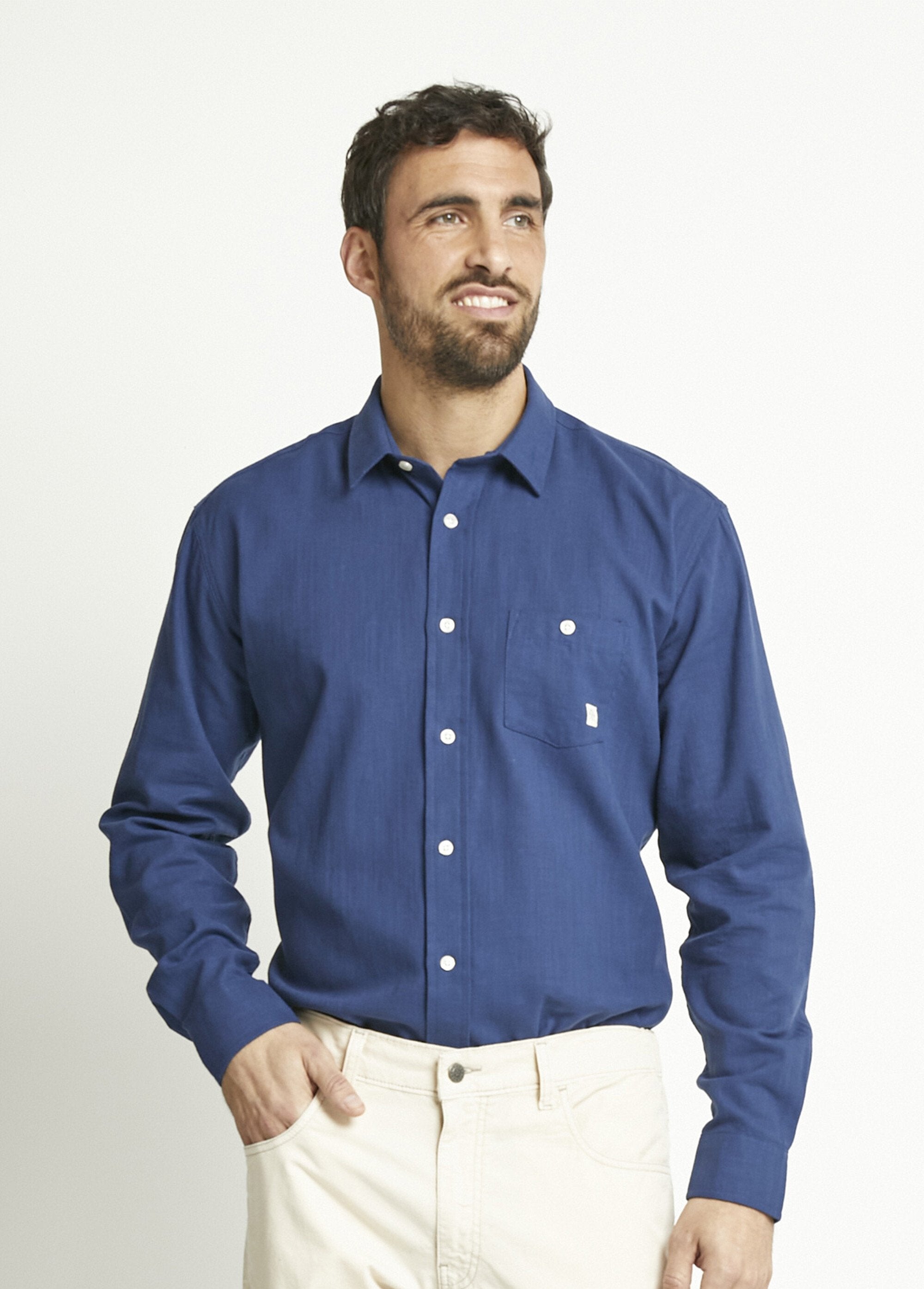 Long-sleeved_plain_or_checked_cotton_shirt_Blue_DE2_slim