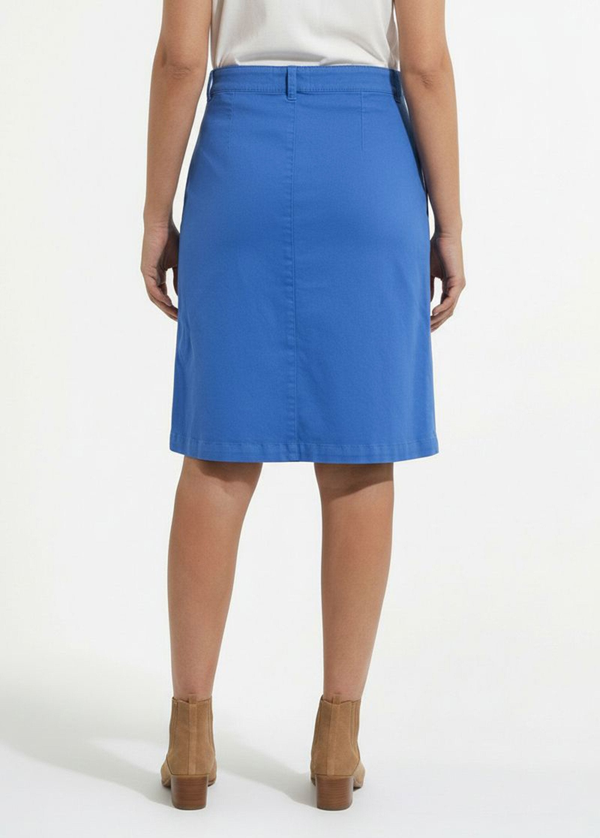 Short_straight_skirt_with_cargo_pockets,_stretch_cotton_Blue_DO1_slim
