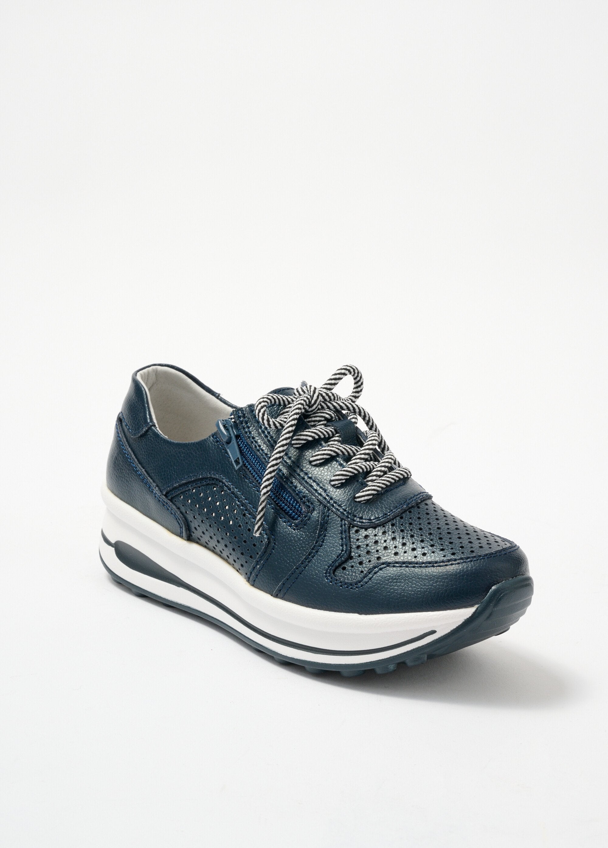 Leather_wedge_zip-up_sneakers_Marine_FA1_slim