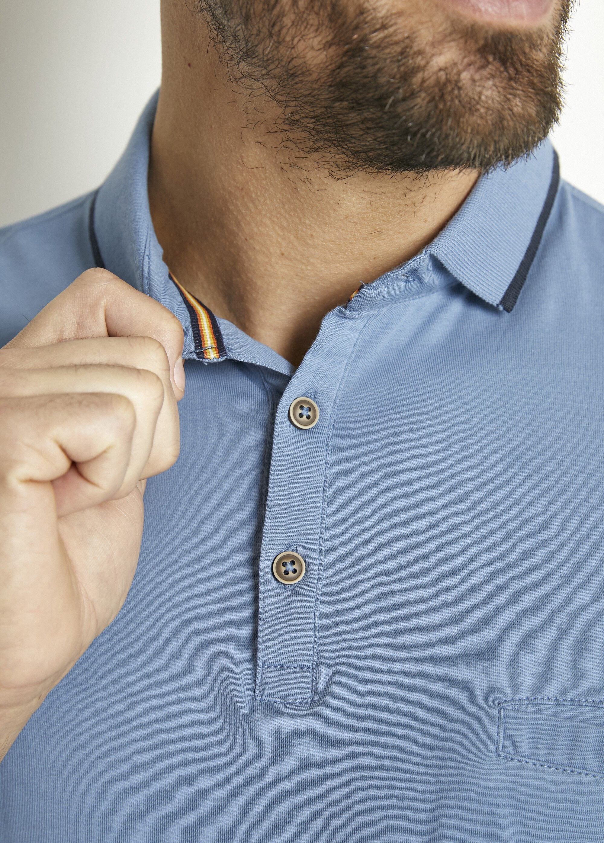 Plain_jersey_knit_polo_shirt_with_two-tone_cotton_collar_Indigo_DE2_slim