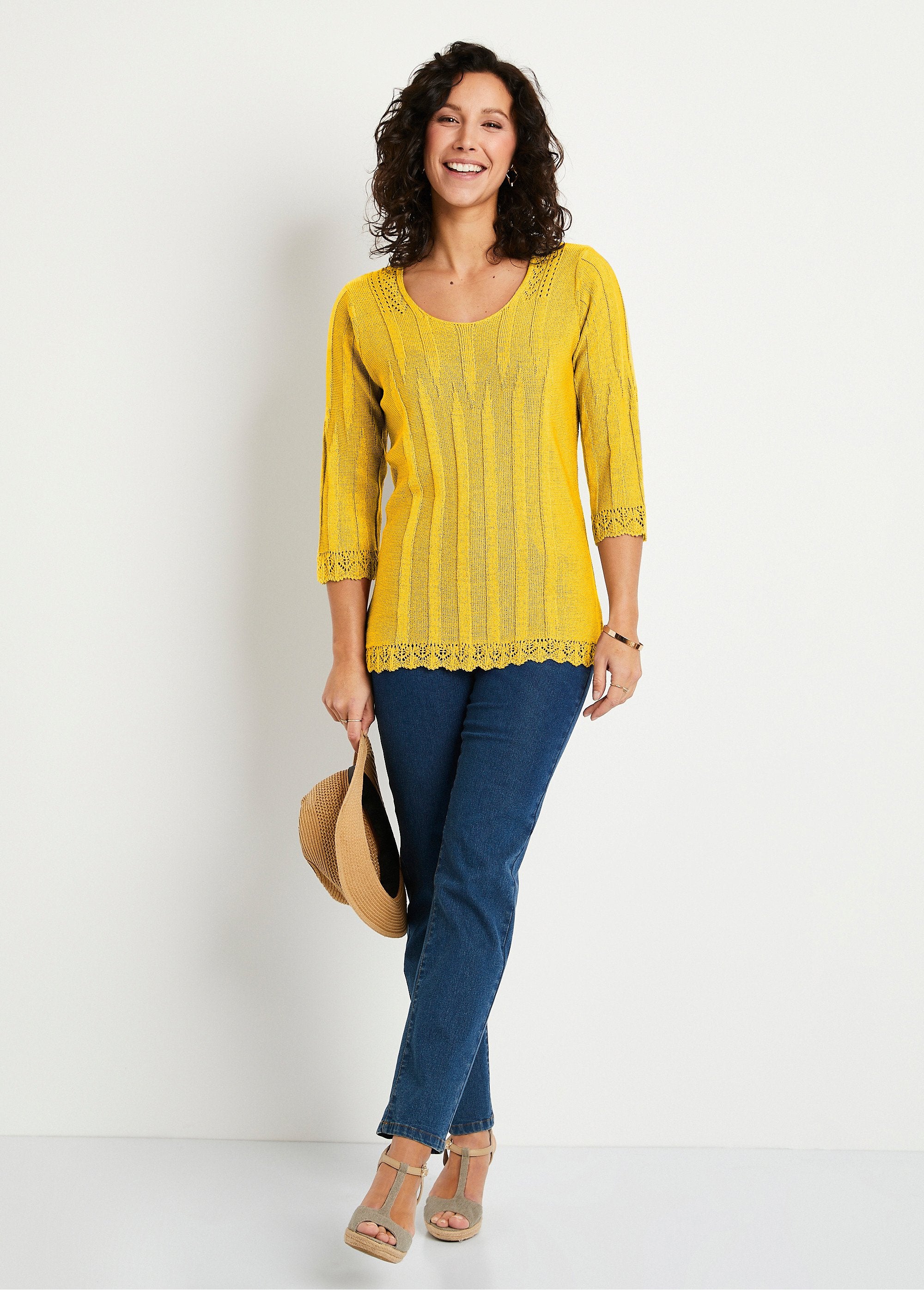 Short_openwork_round_neck_sweater_YELLOW_SF1_slim