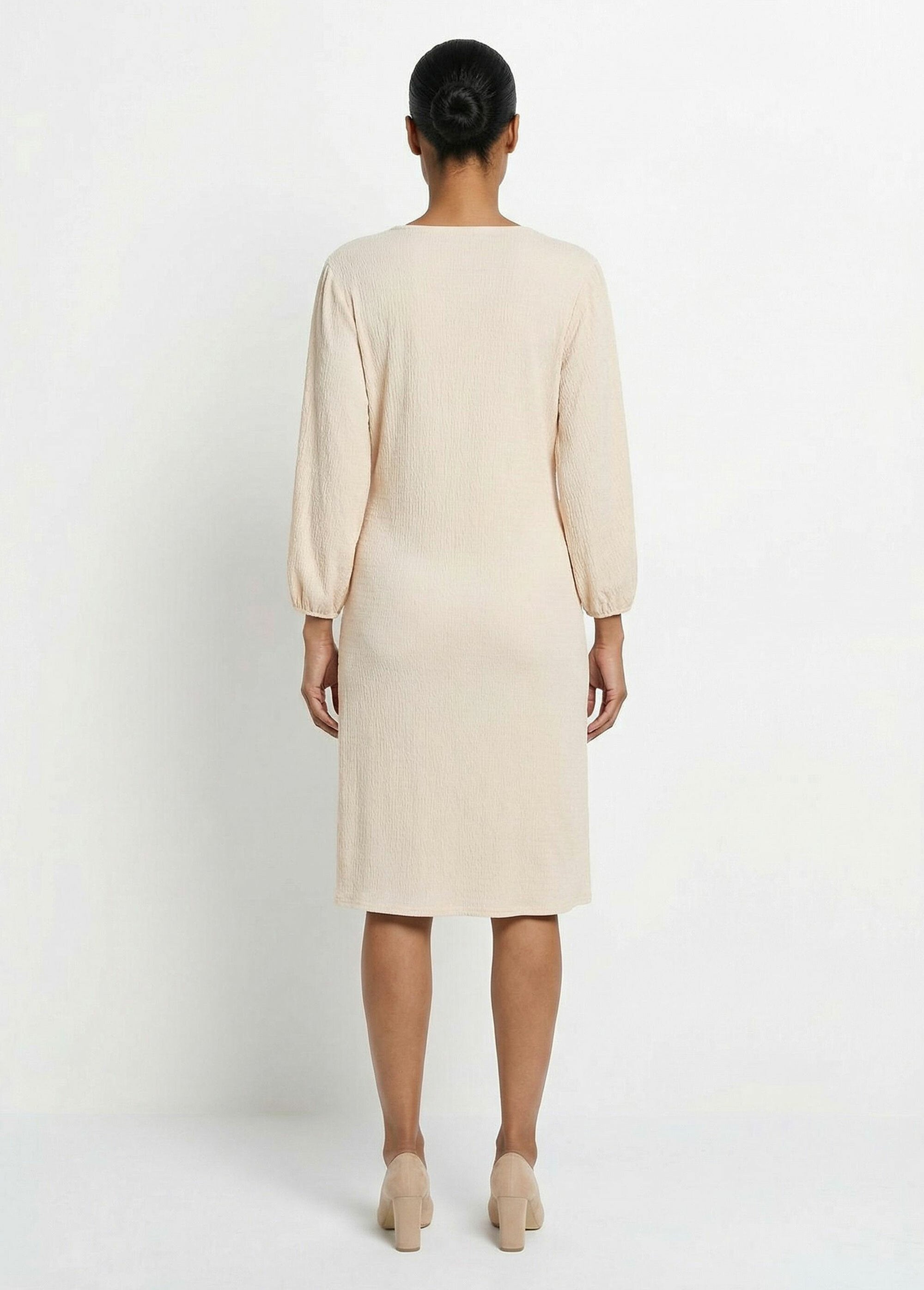 Waffle_knit_wrap_dress_Beige_DO1_slim