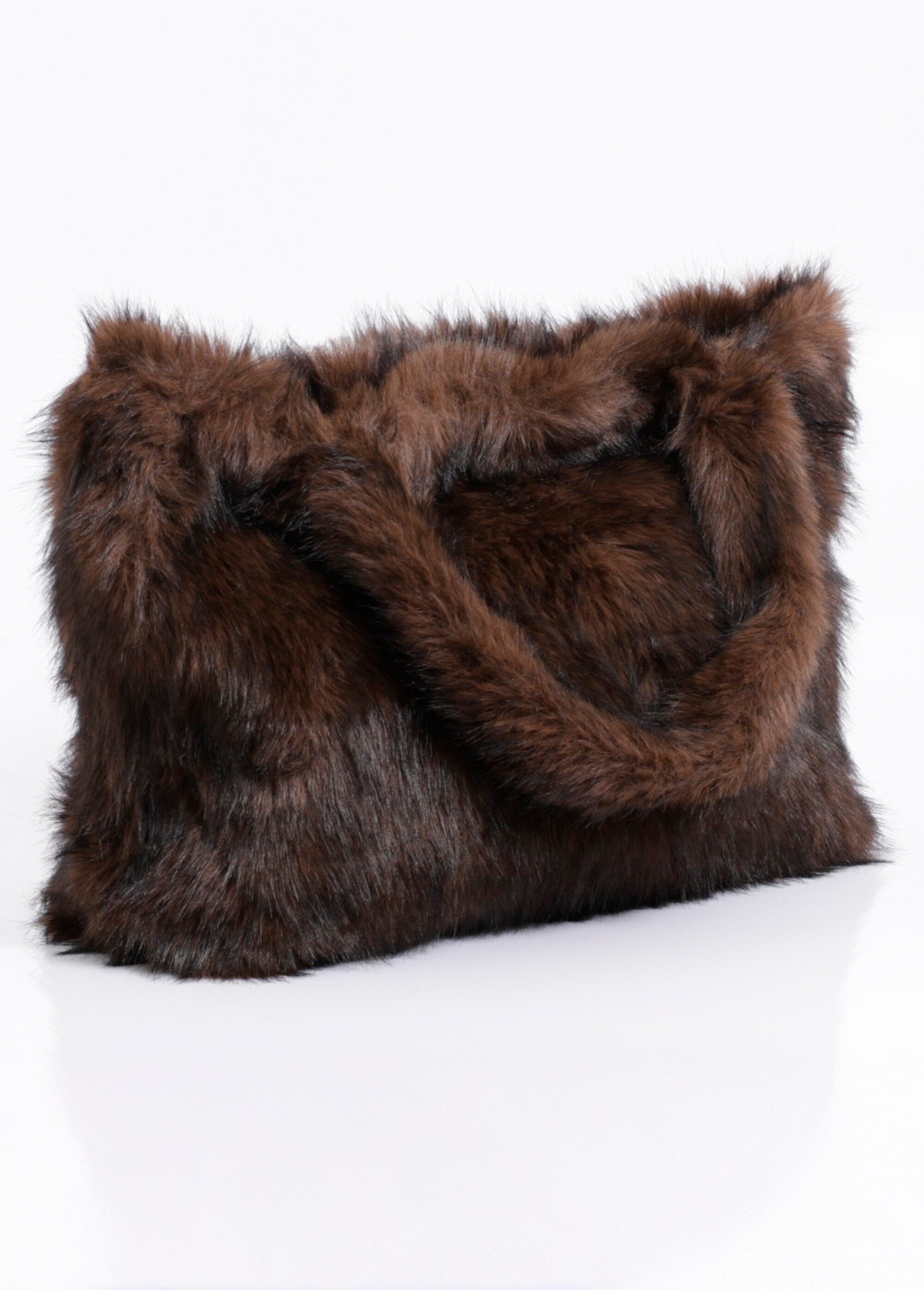 Plain_faux_fur_bag_Brown_DE1_slim