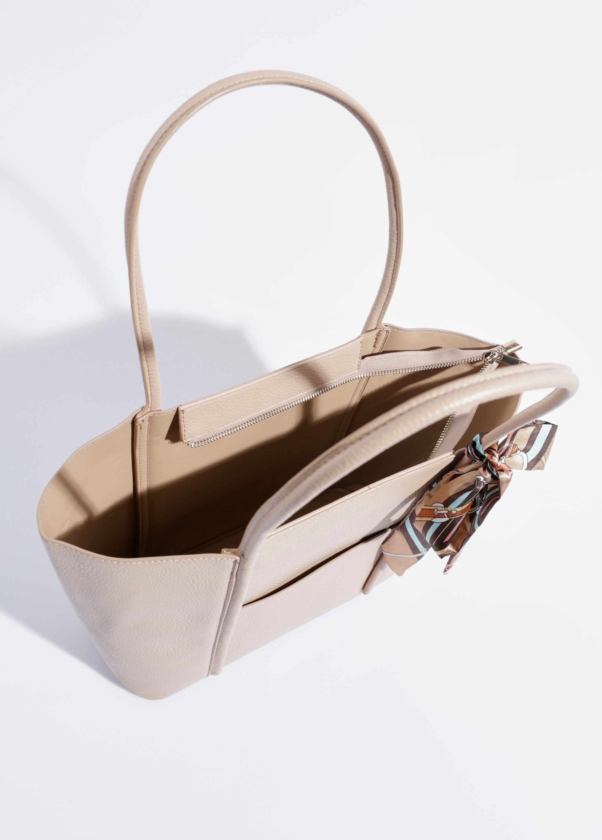 Shopping_bag_with_short_handles_+_scarf_Beige_DE1_slim