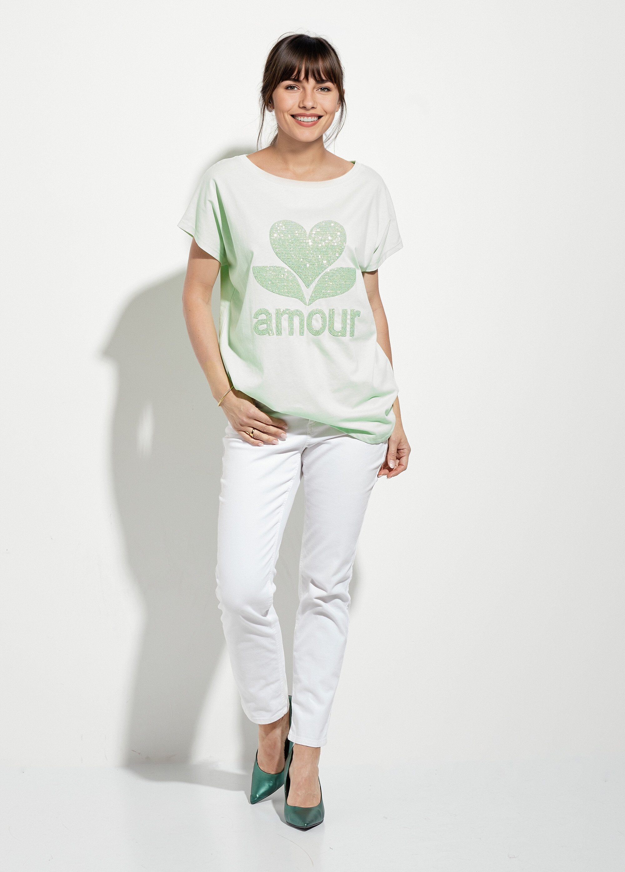Round_neck_T-shirt_with_glittery_Love_pattern_Green_SF1_slim