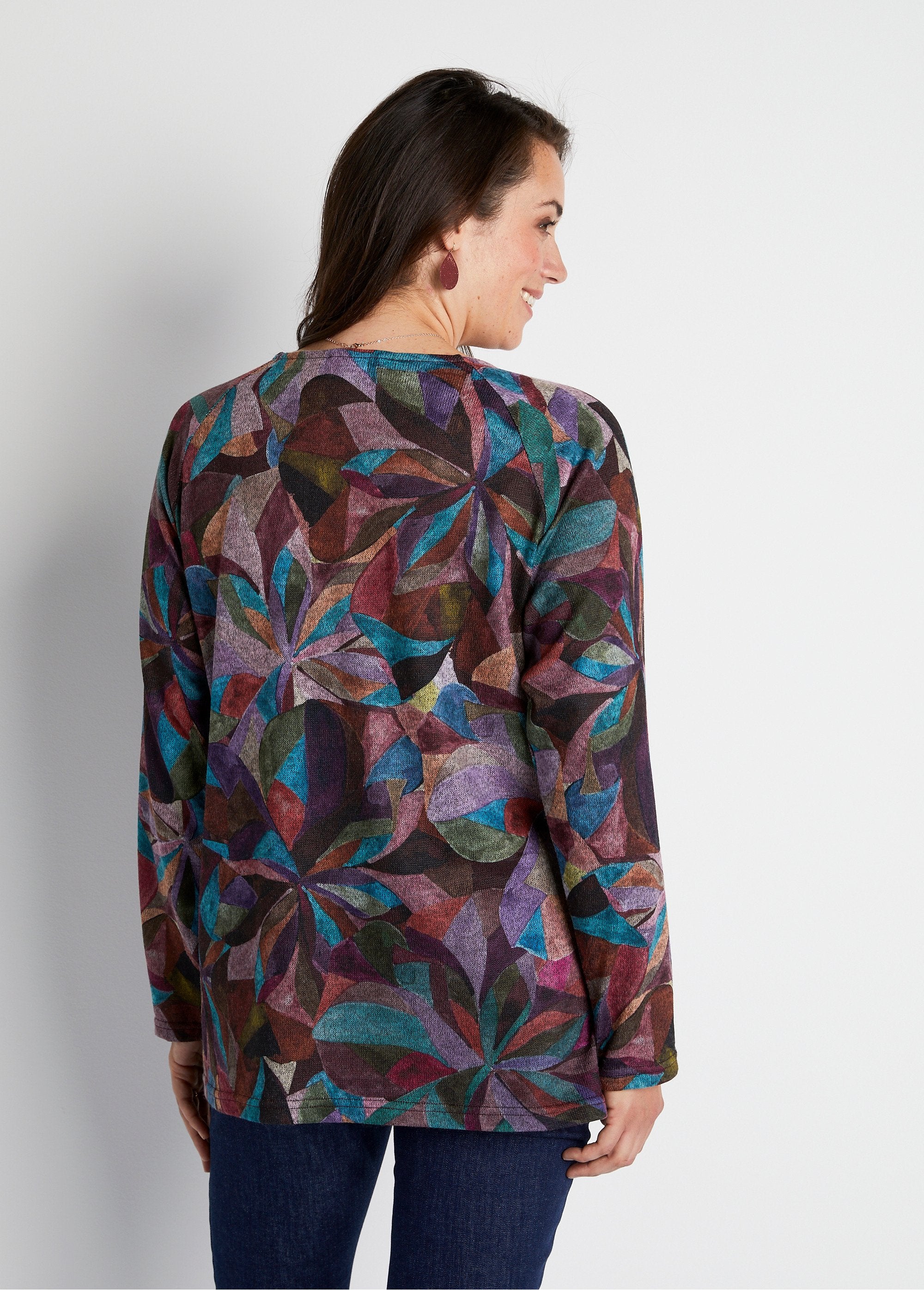 Mid-length_flared_raglan_t-shirt_Multicolor_DO1_curvy