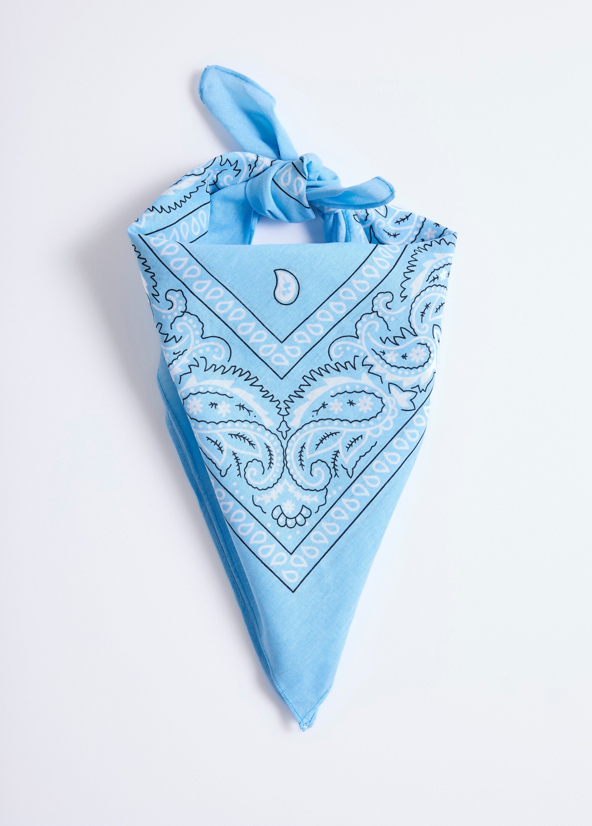 Square_bandana_scarf_Sky_blue_FA1_slim