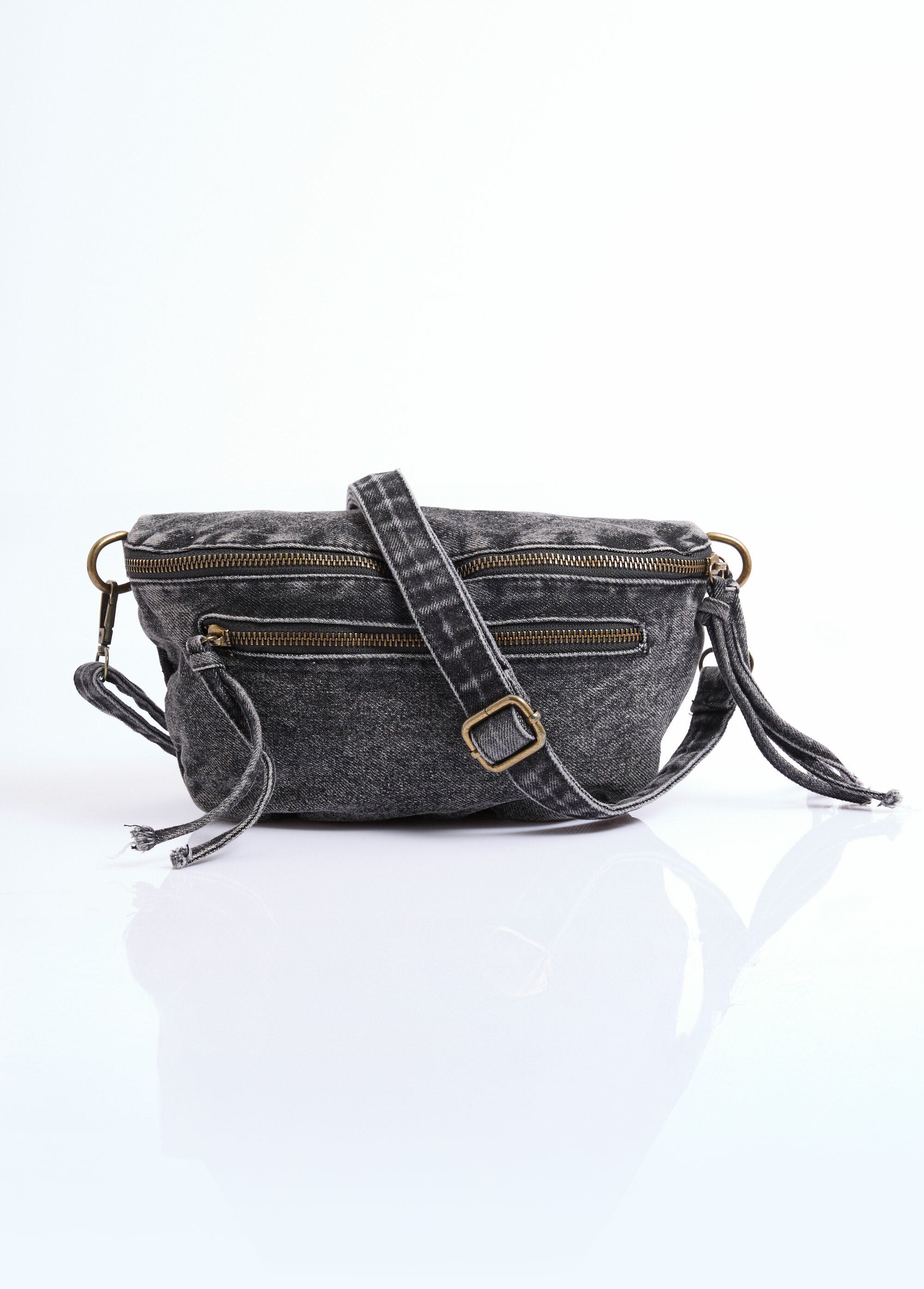 Sac_banane_zippé_en_jean_effet_used_Jean_gris_FA1_slim
