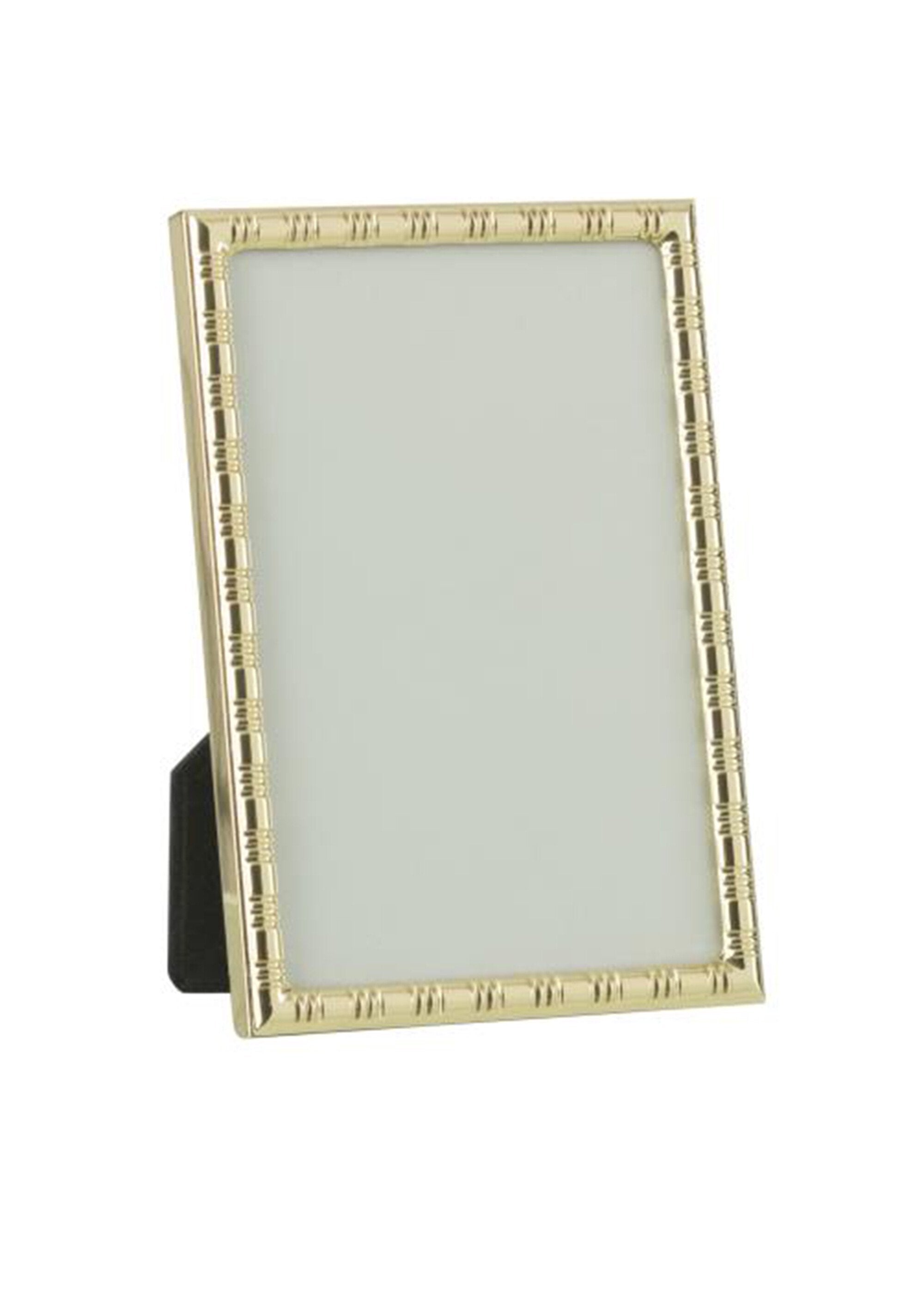 Golden_rectangular_photo_frame_Golden_FA1_slim