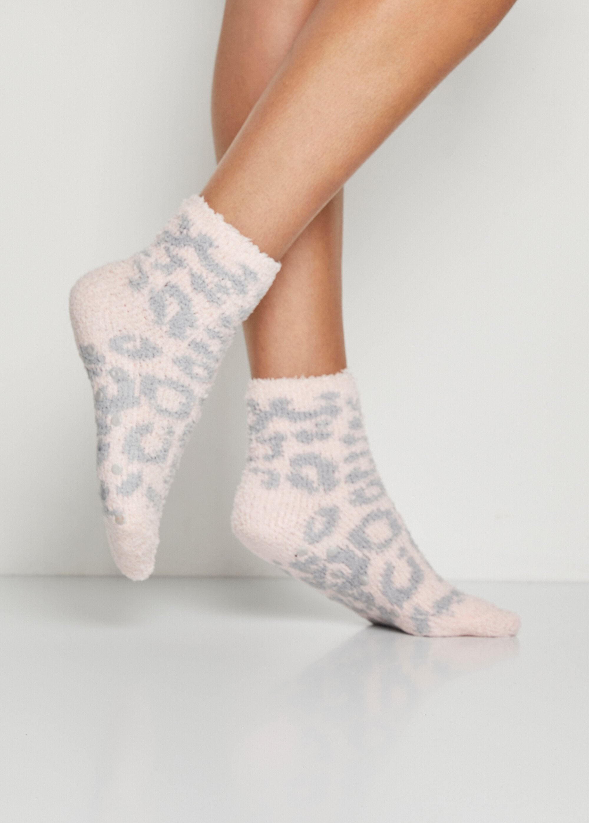 Chaussettes_douceur_antidérapantes_Assortis_gris_lot2_DR1_slim