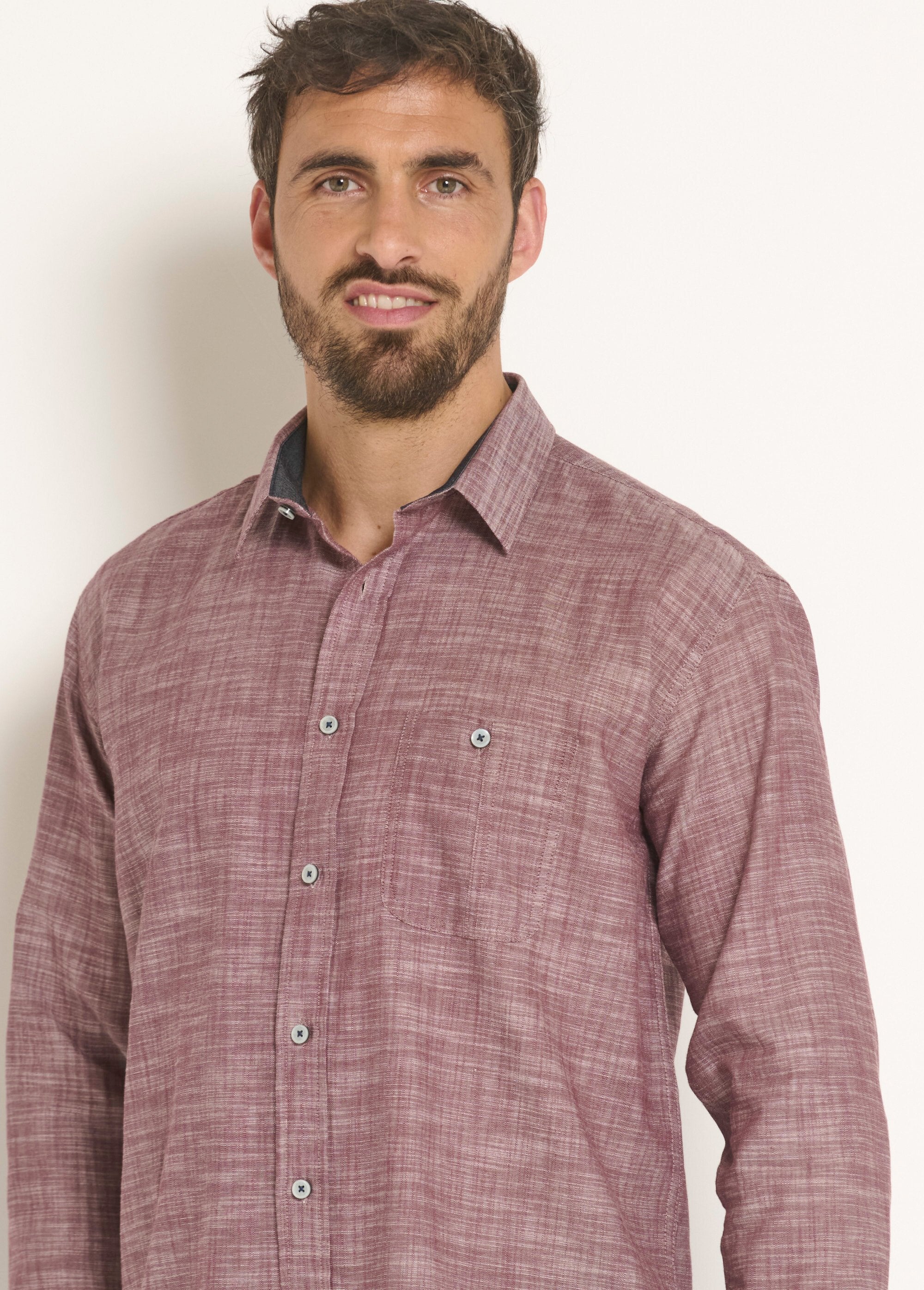 Fancy_shirt_with_contrasting_details_Bordeaux_DE1_slim