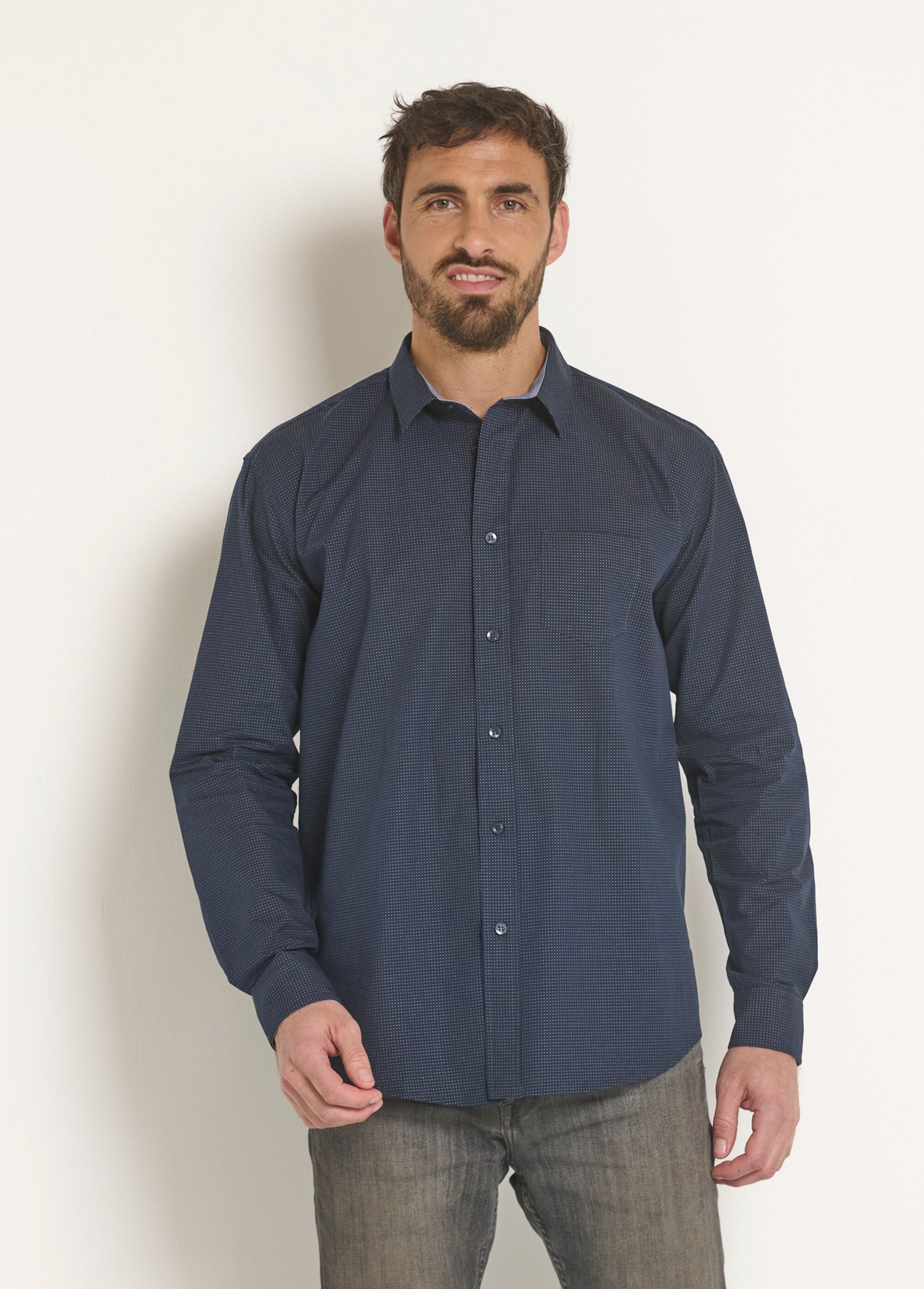 Dark_cotton_shirt_with_contrasting_details_Black_FA1_slim