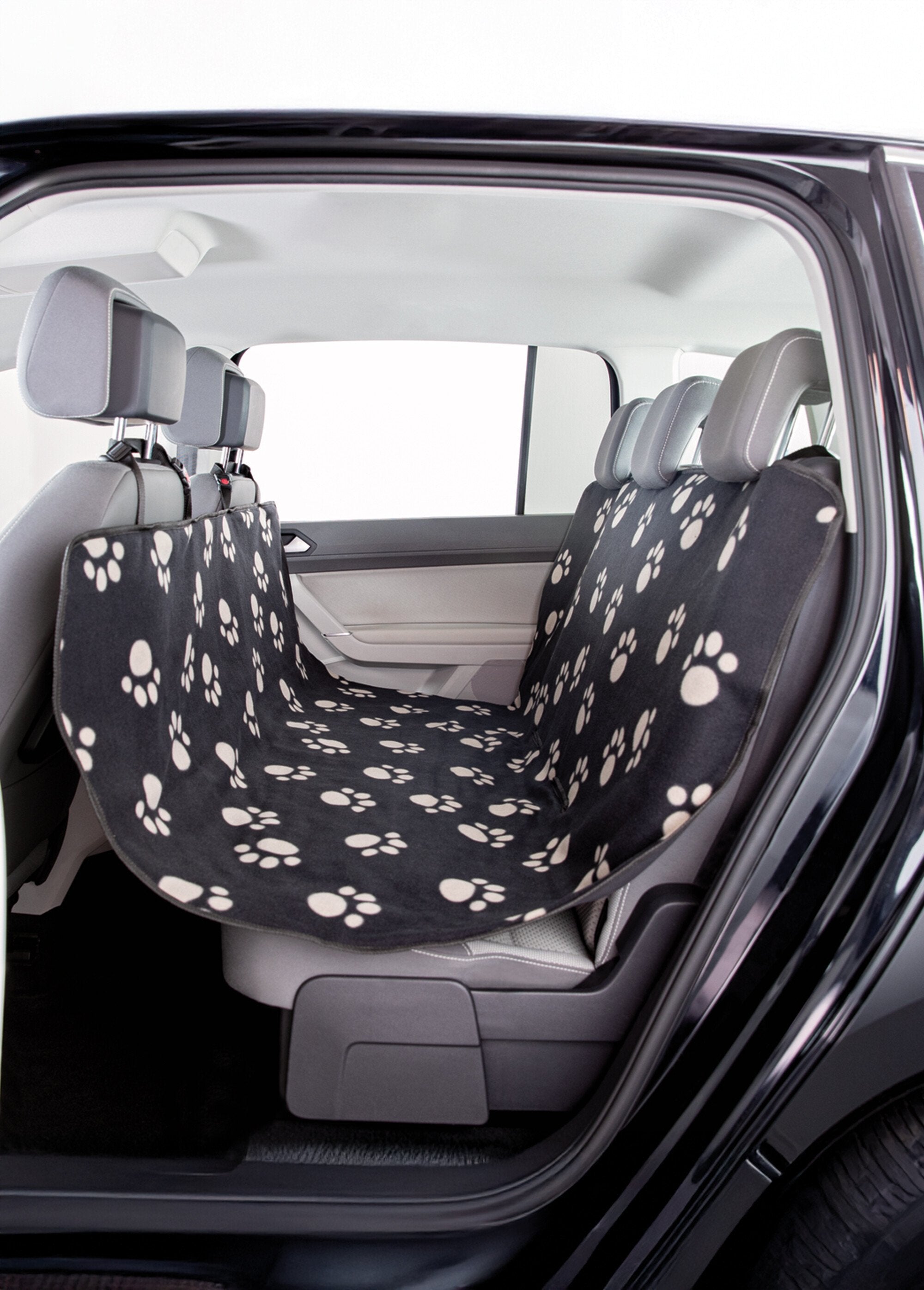 Pet_car_cover_Black_and_beige_FA1_slim