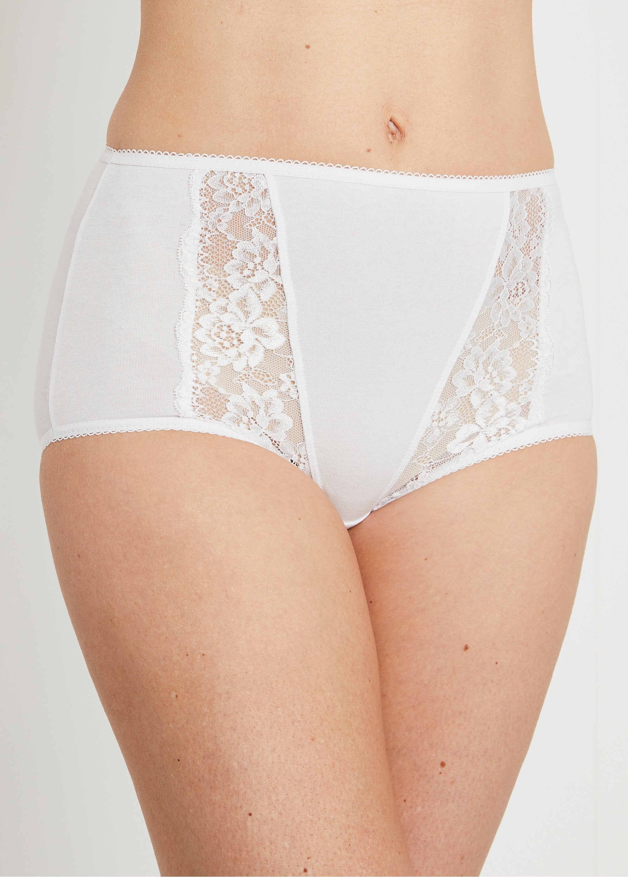 High_waisted_lace_briefs_-_pack_of_3_White_lot_3_FA1_slim