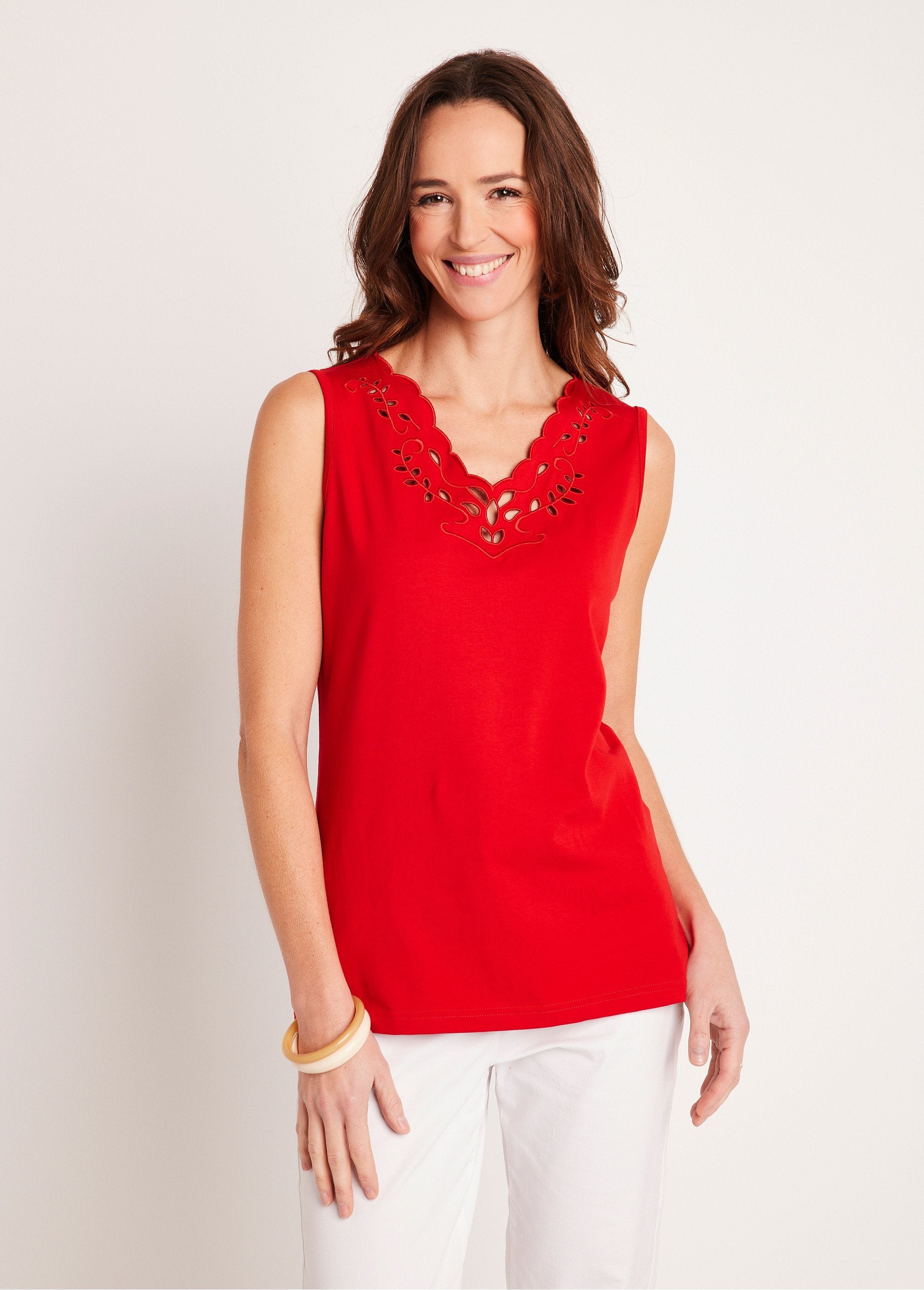 Embroidered_openwork_V-neck_tank_top_Red_FA1_slim