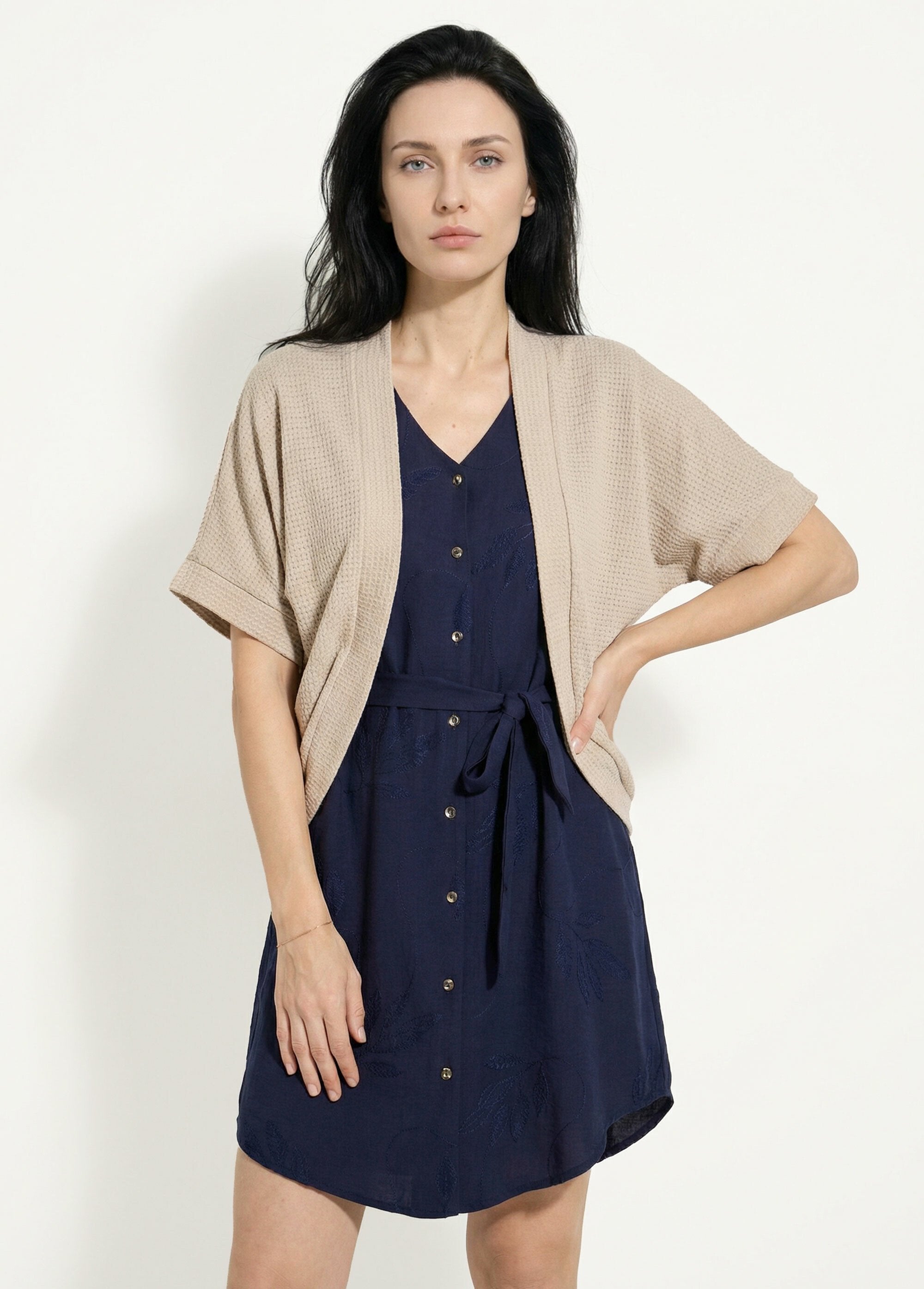 Waffle_knit_bolero_vest_Beige_FA1_slim