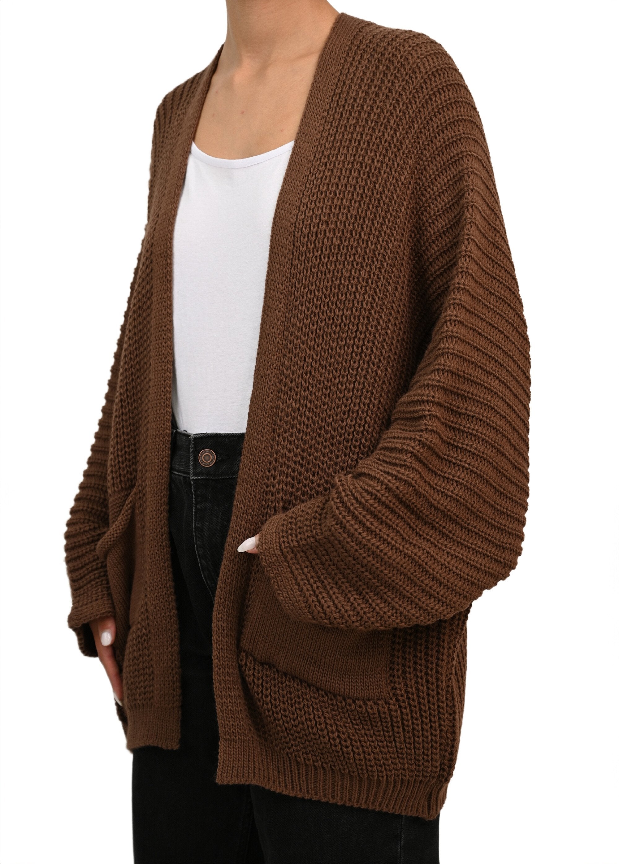 Long_knitted_vest_with_patch_pockets_Brown_GA1_slim