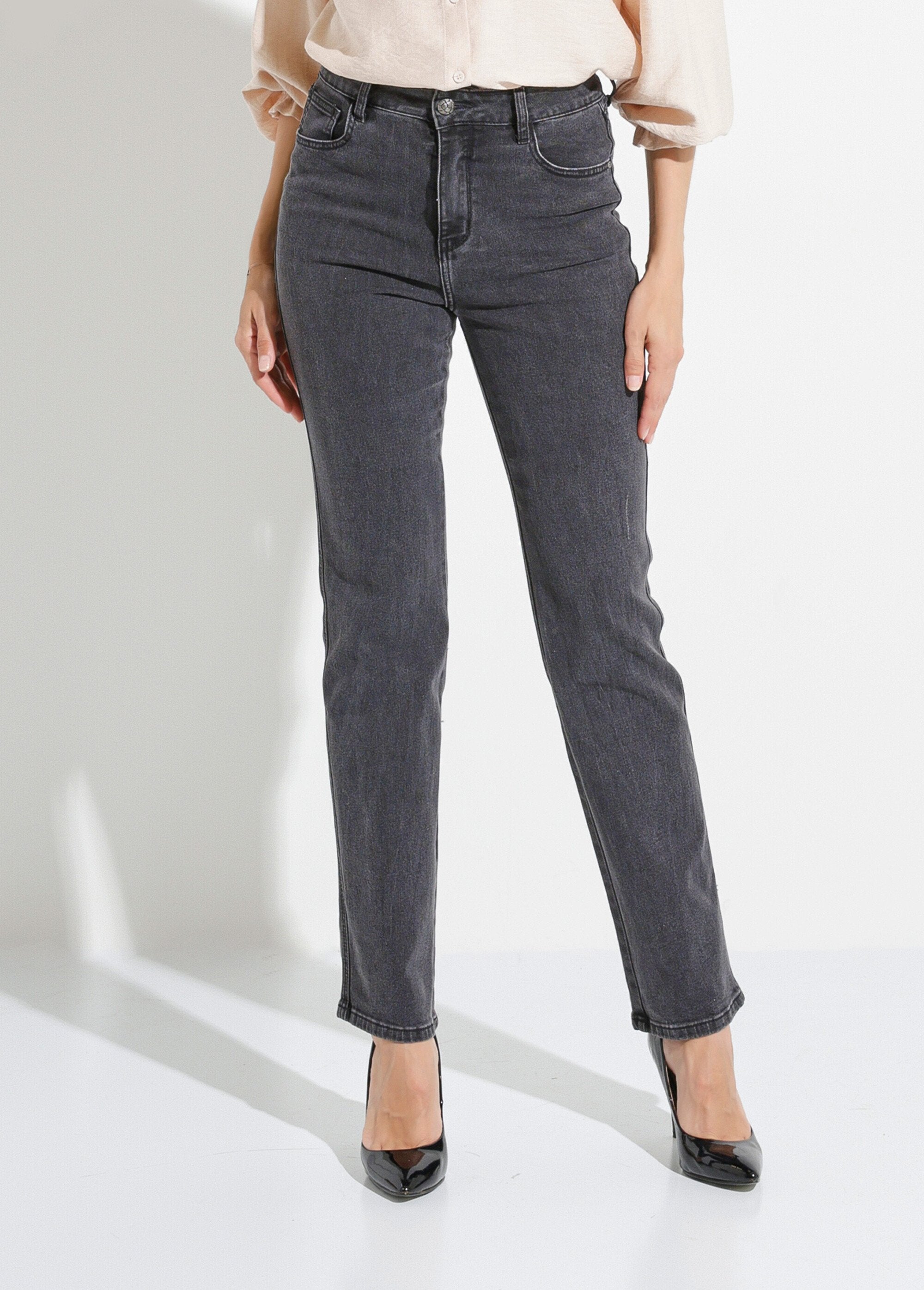 Dark_straight_jeans,_special_GRANDE_Charcoal_grey_FA1_slim