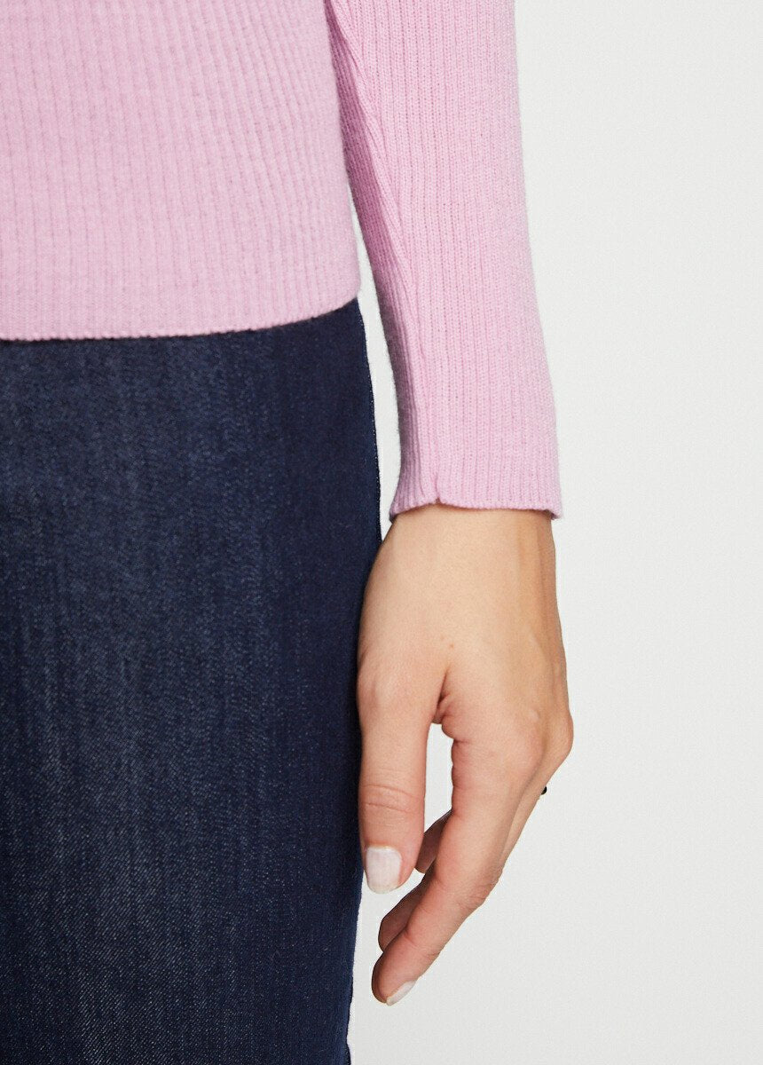 Warm_round_neck_merino_wool_sweater_Pink_DE2_slim