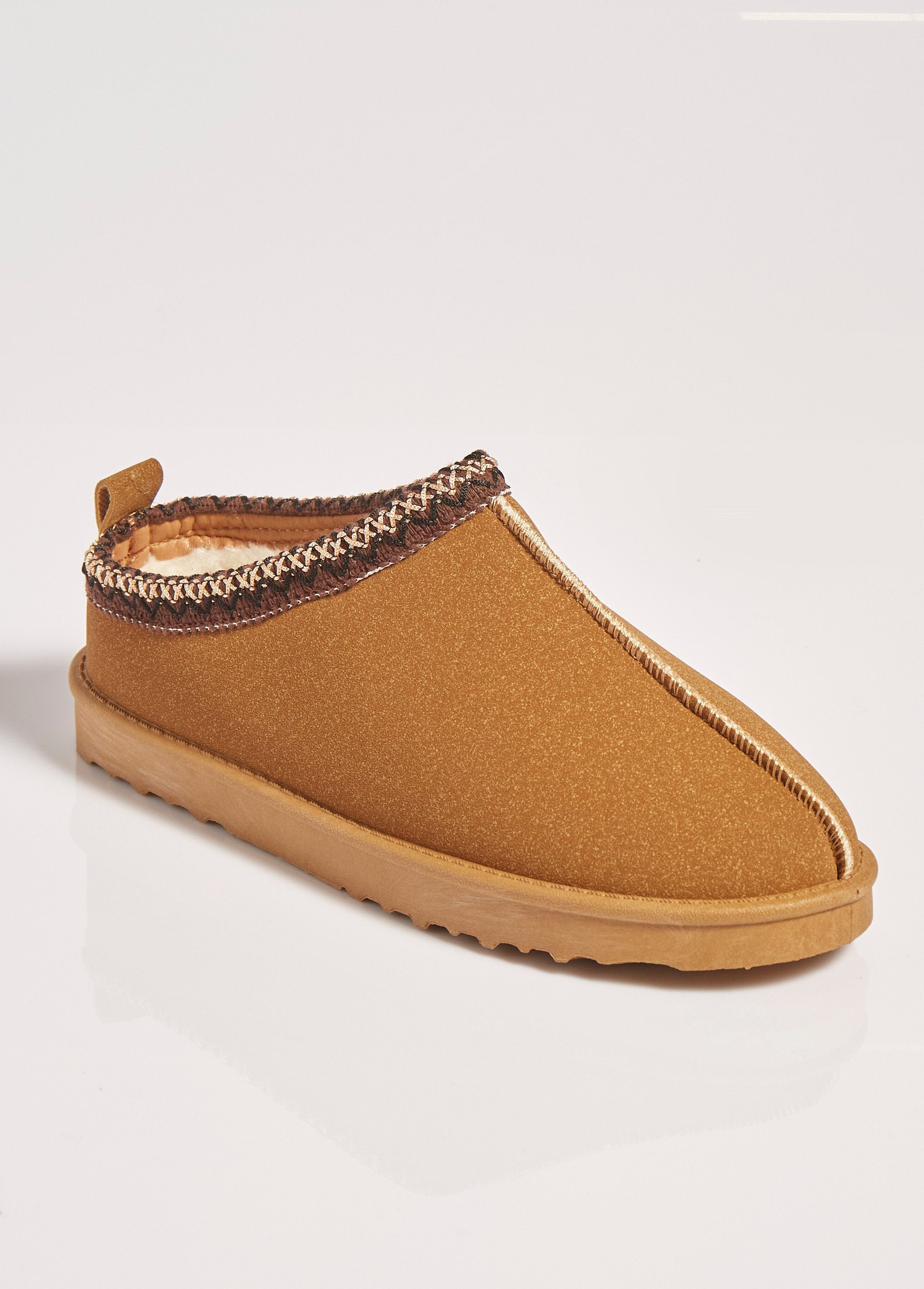 Flat_suede_mules_with_ethnic_details_camel_FA1_slim