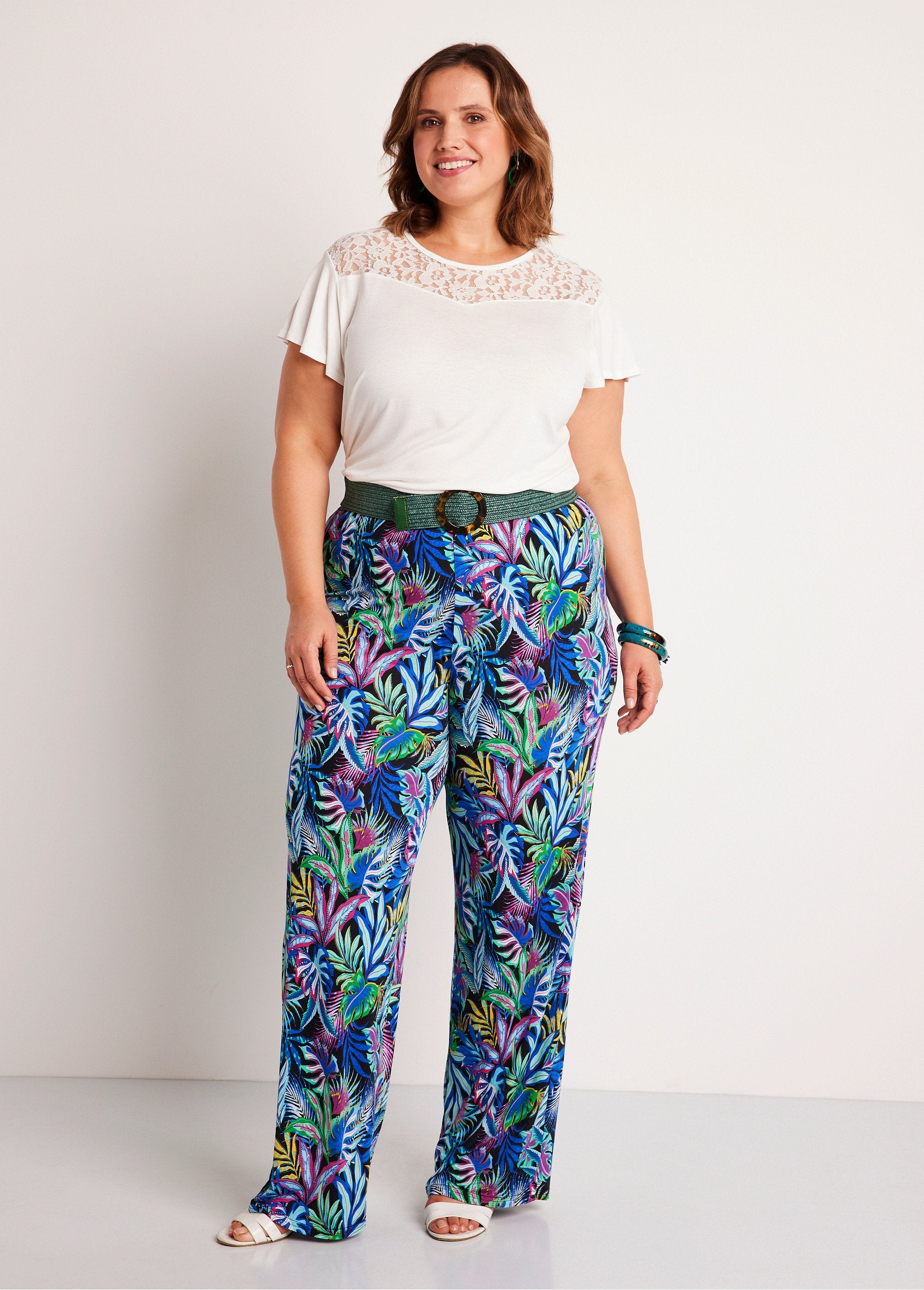 Flowy_elasticated_waist_mesh_pants_Blue_print_SF1_curvy