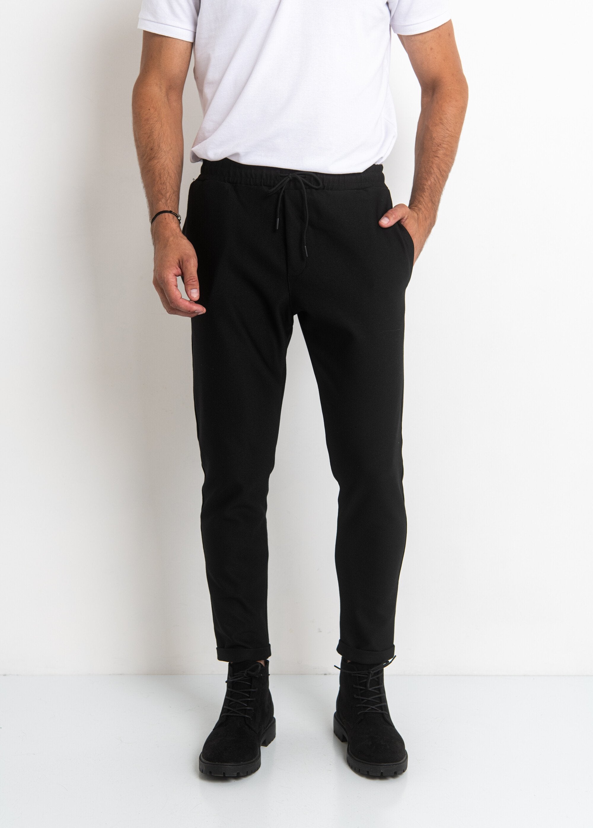 Piqué_knit_pants,_fitted_shape_Black_FA1_slim