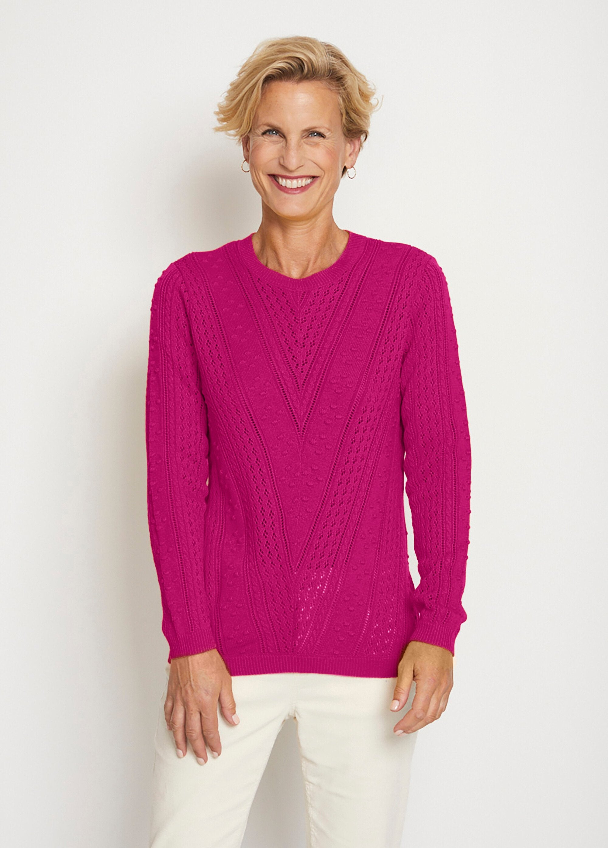 Round_neck_openwork_knit_sweater_and_balls_Fuchsia_FA1_slim