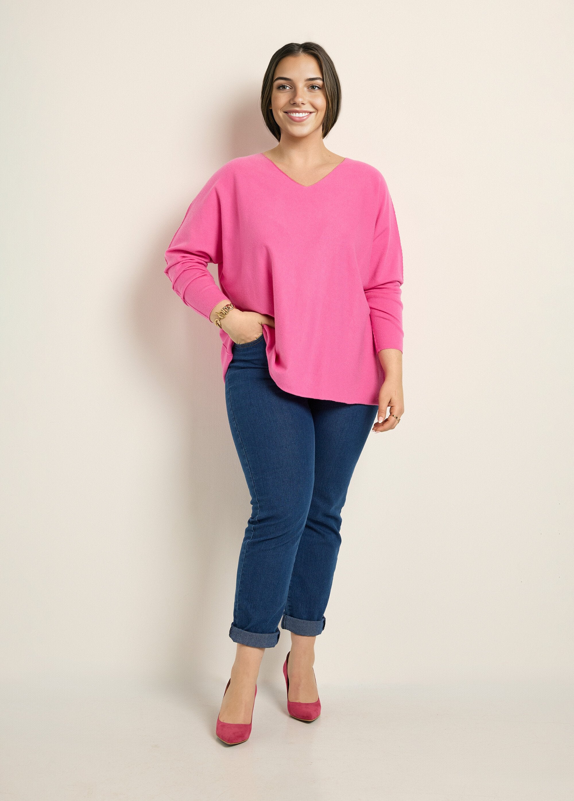 Knitted_tunic_sweater_with_dropped_armholes_Fuchsia_SF1_curvy