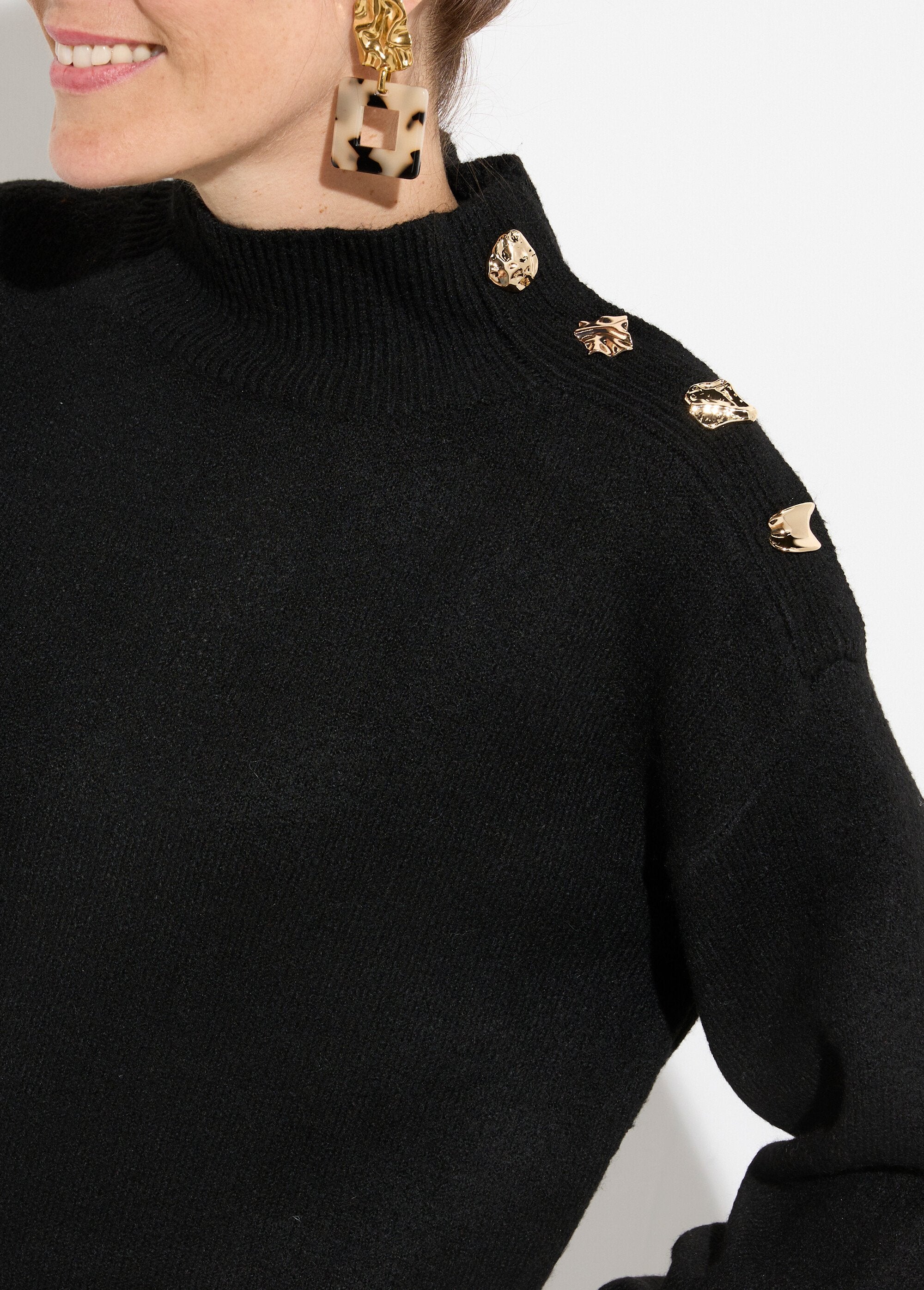 High-neck_sweater_with_metal_jewel_buttons_Black_DE1_slim