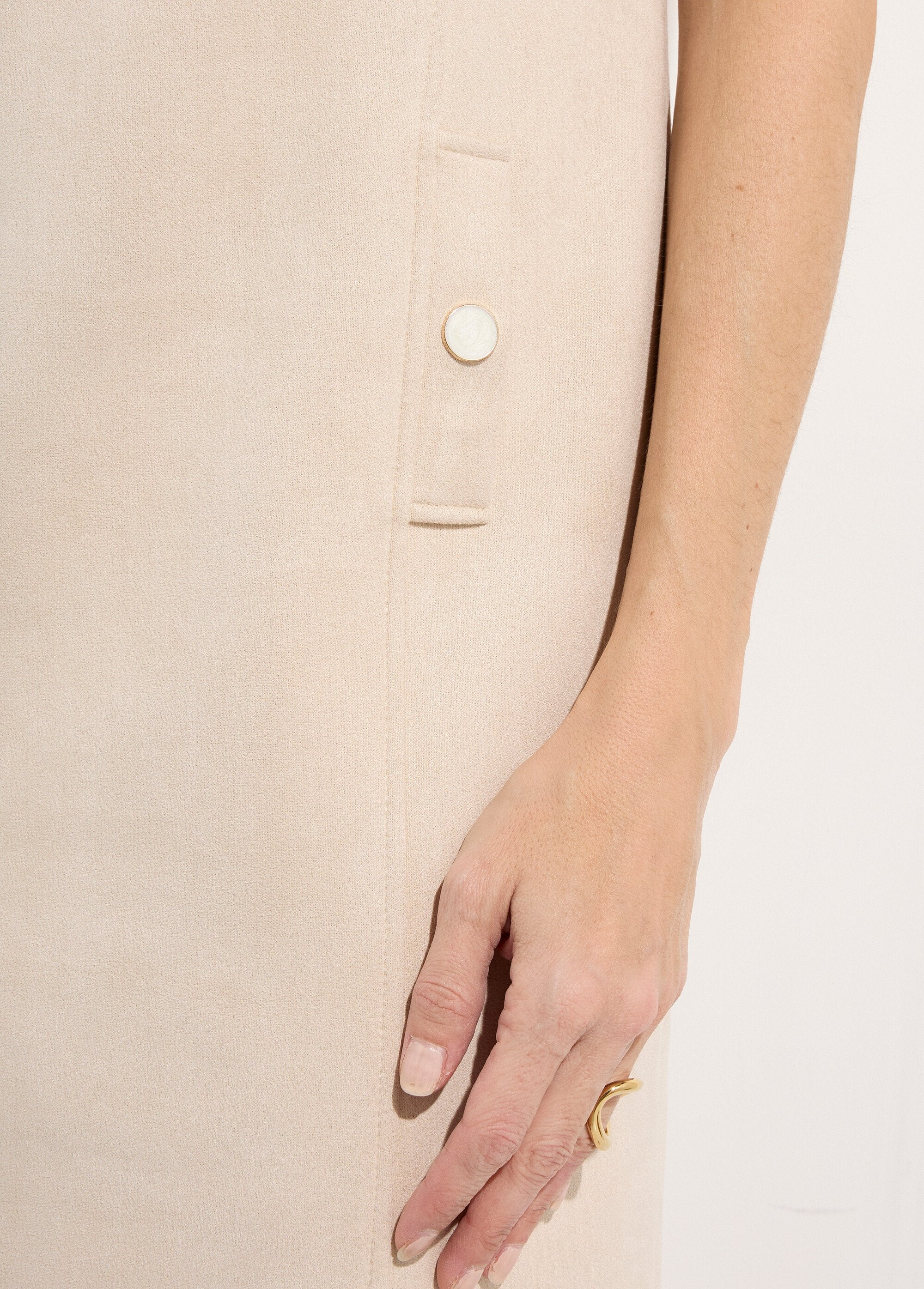 Robe_courte_tissu_suédé_velouté_Beige_DE2_slim
