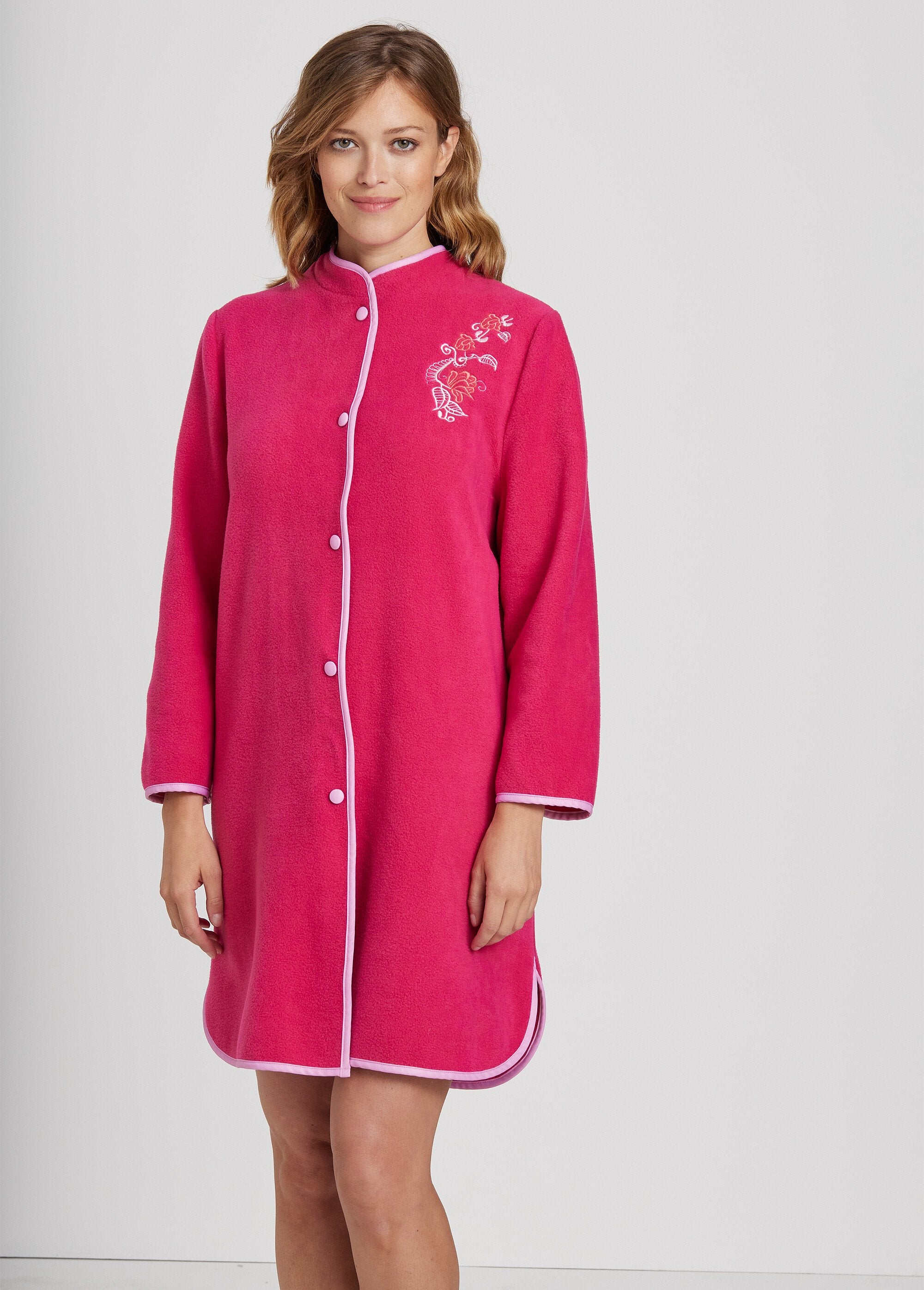 Short_line_embroidered_dressing_gown_Raspberry_FA1_slim
