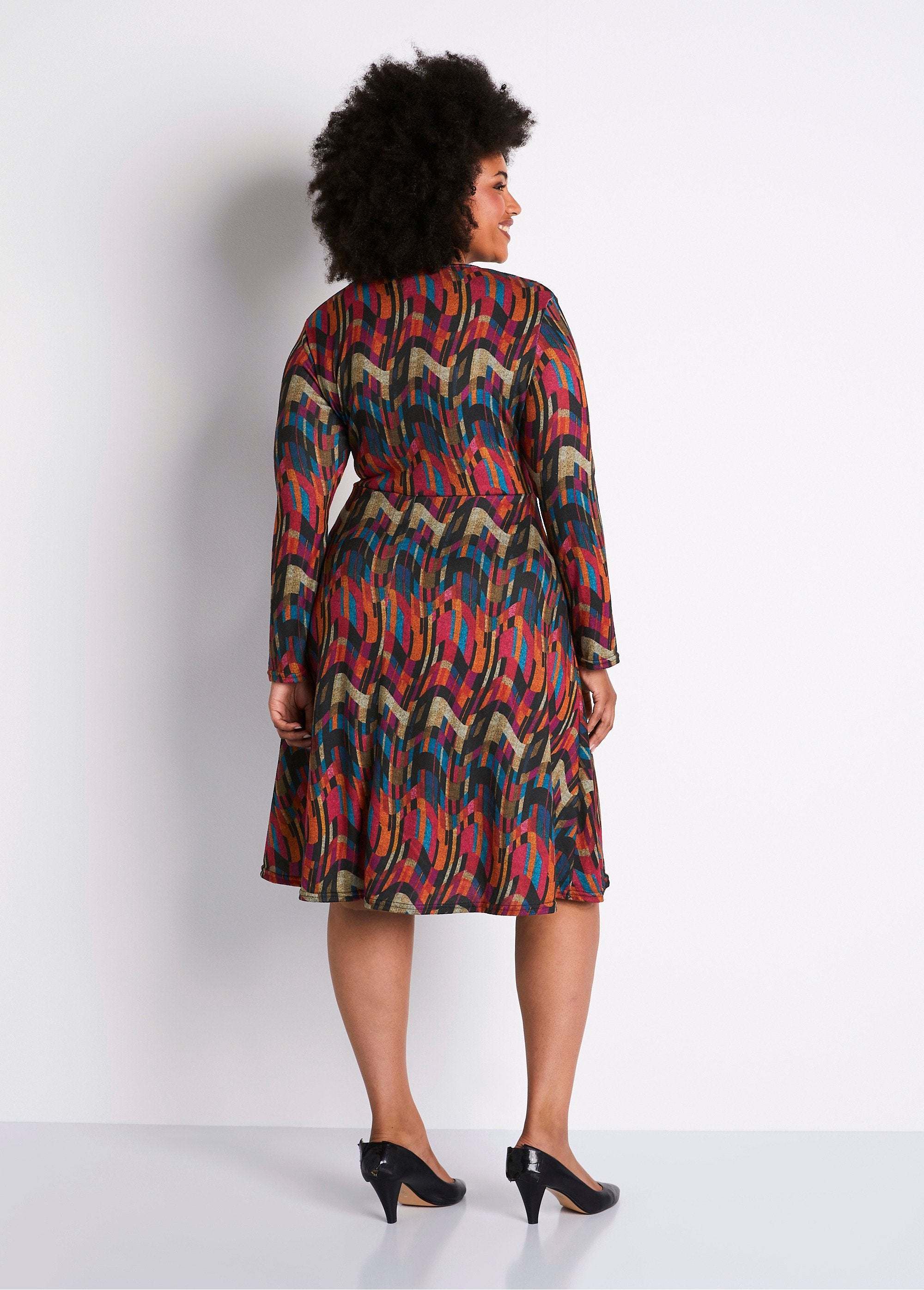 Printed_wrap-effect_mid-length_dress_Plum_and_honey_imp_DO1_curvy