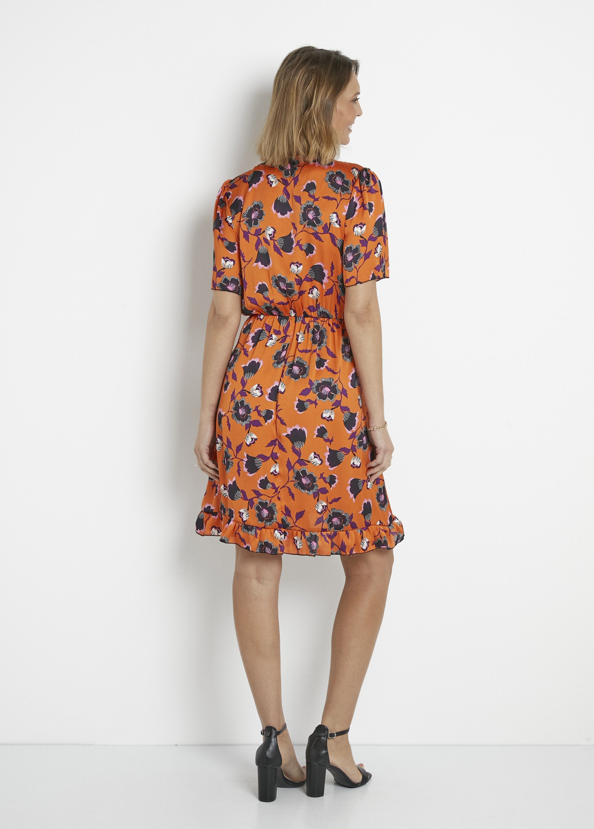 Satin_floral_dress_with_butterfly_sleeves_Orange_prints_DO1_slim