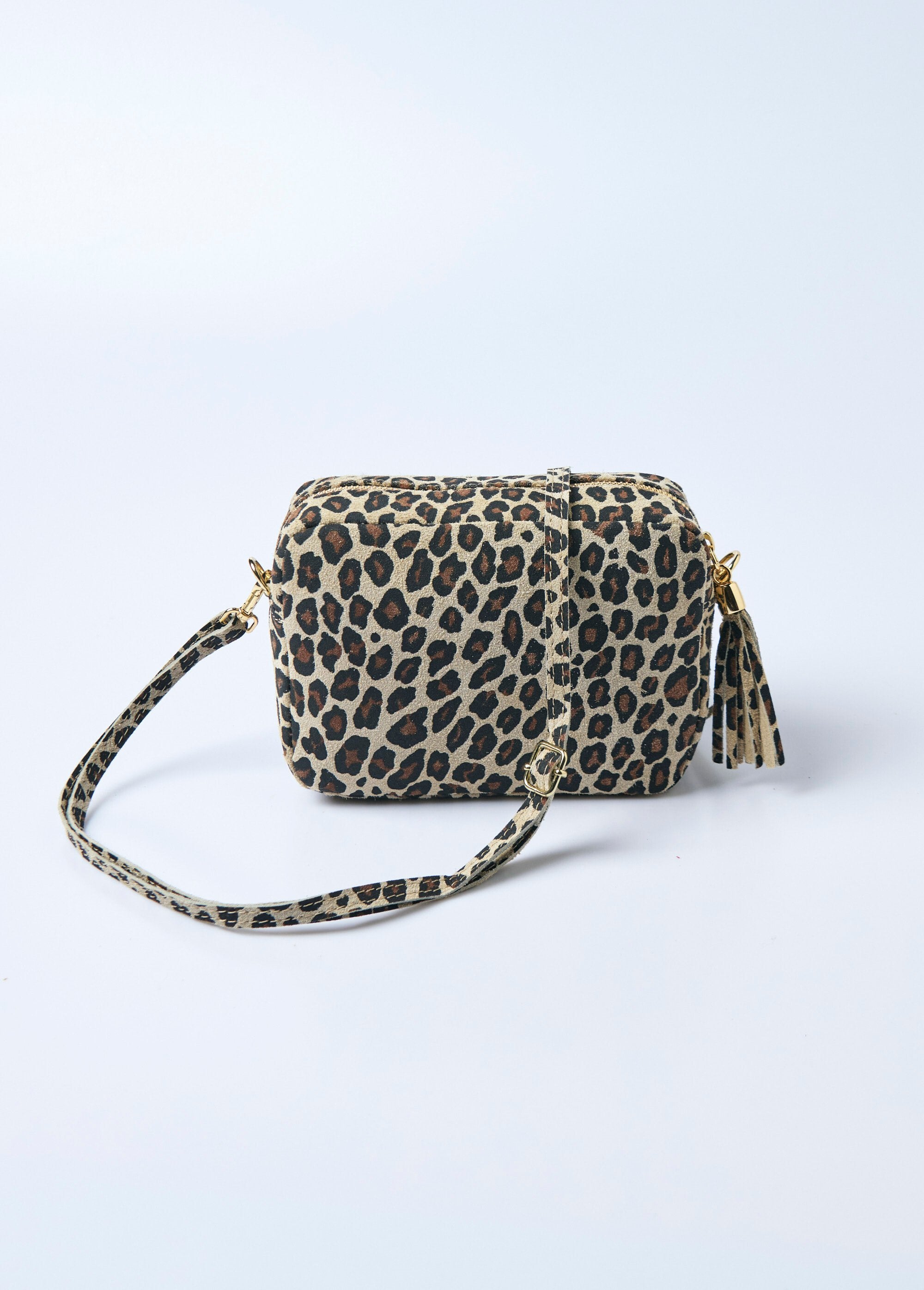 Nubuck_leather_shoulder_bag,_leopard_Beige_leopard_FA1_slim