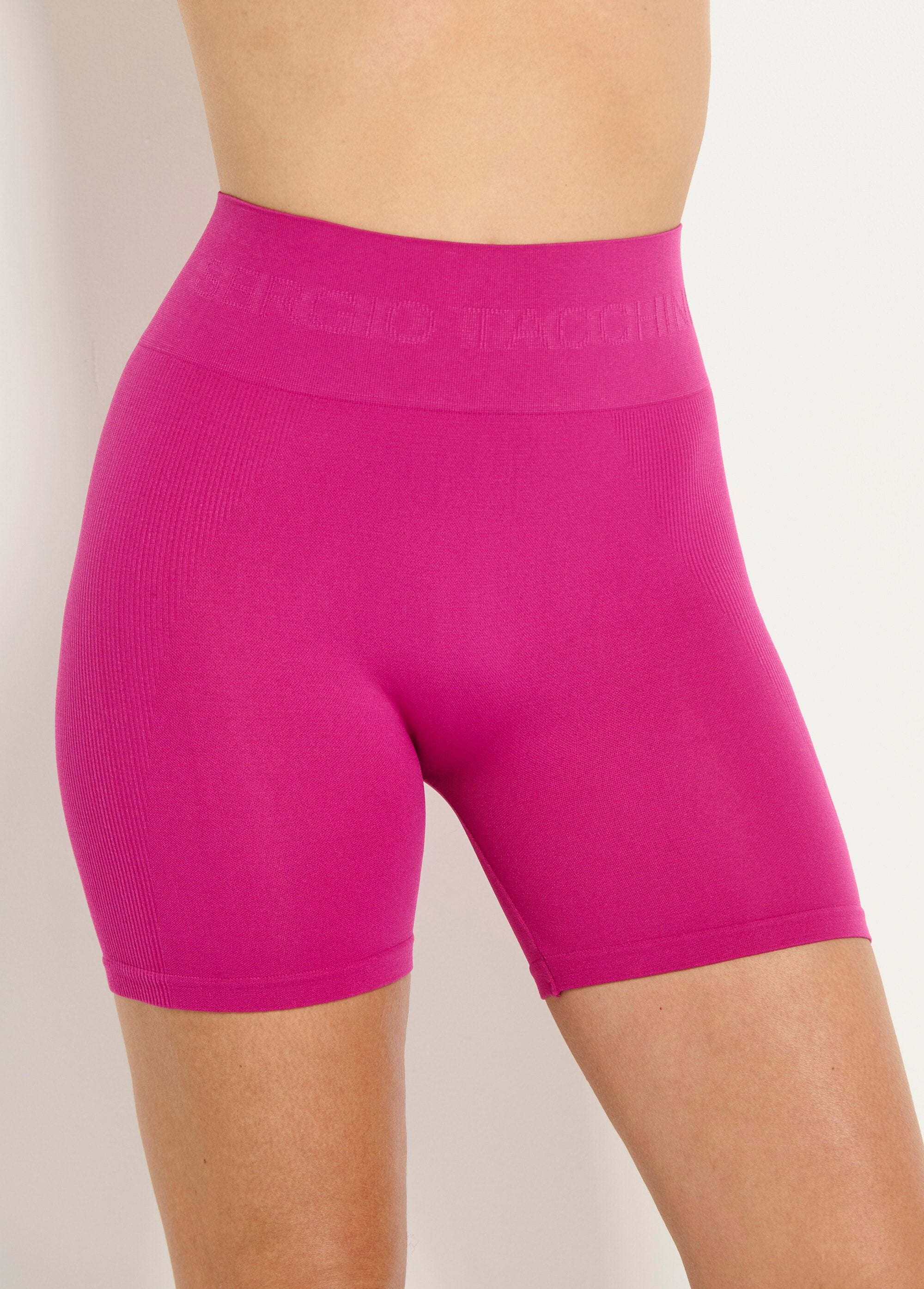 Stretchy,_lively_cyclist_Pink_FA1_slim