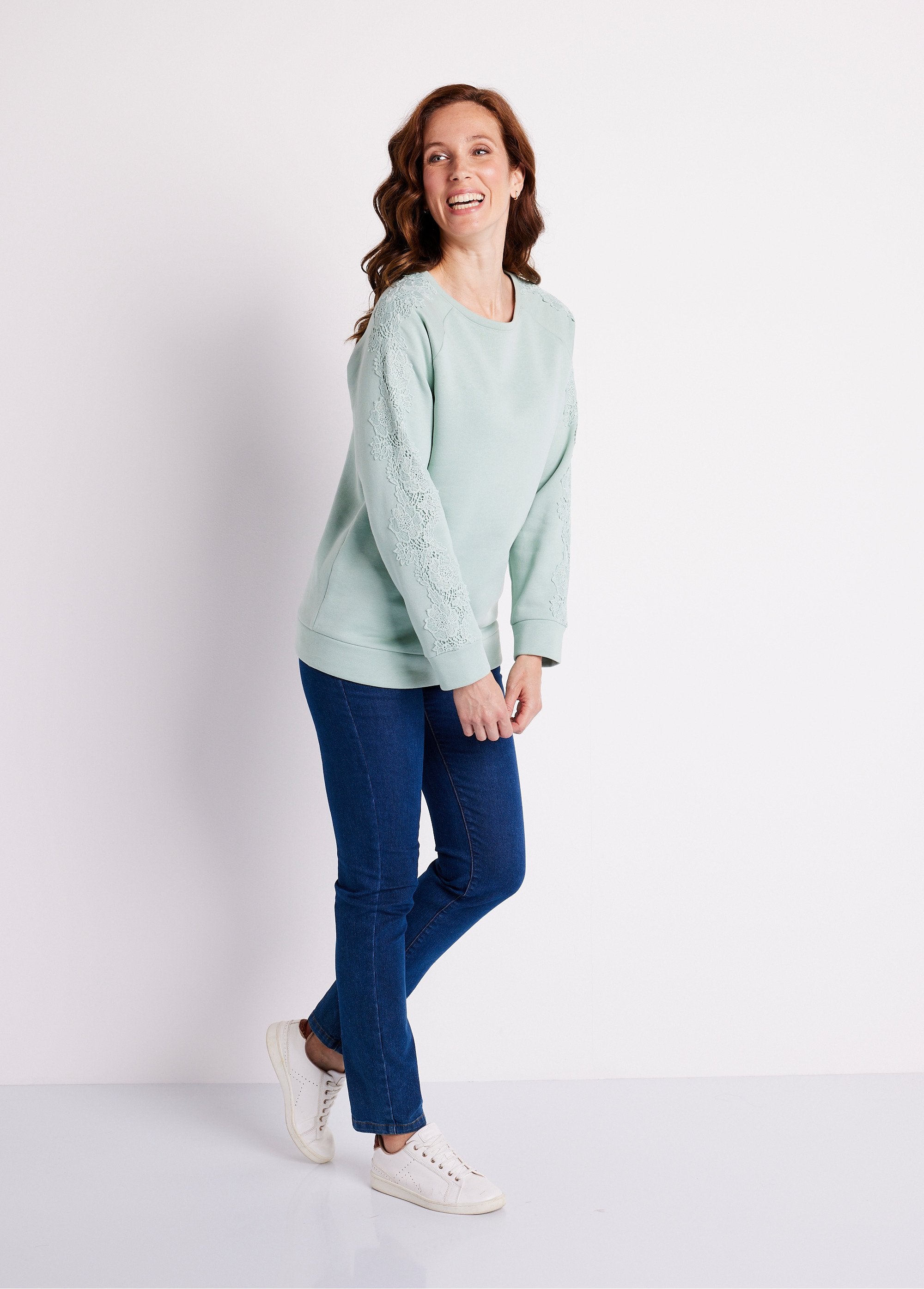 Round_neck_lace_jersey_sweatshirt_water_green_SF1_slim