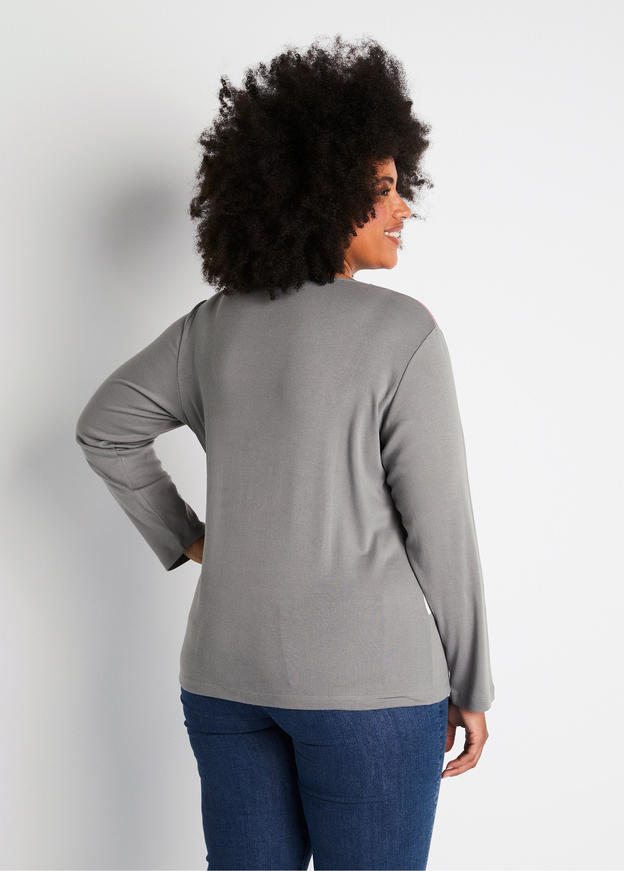 Straight_patterned_stretch_cotton_T-shirt_Ecru_and_plum_DO1_curvy