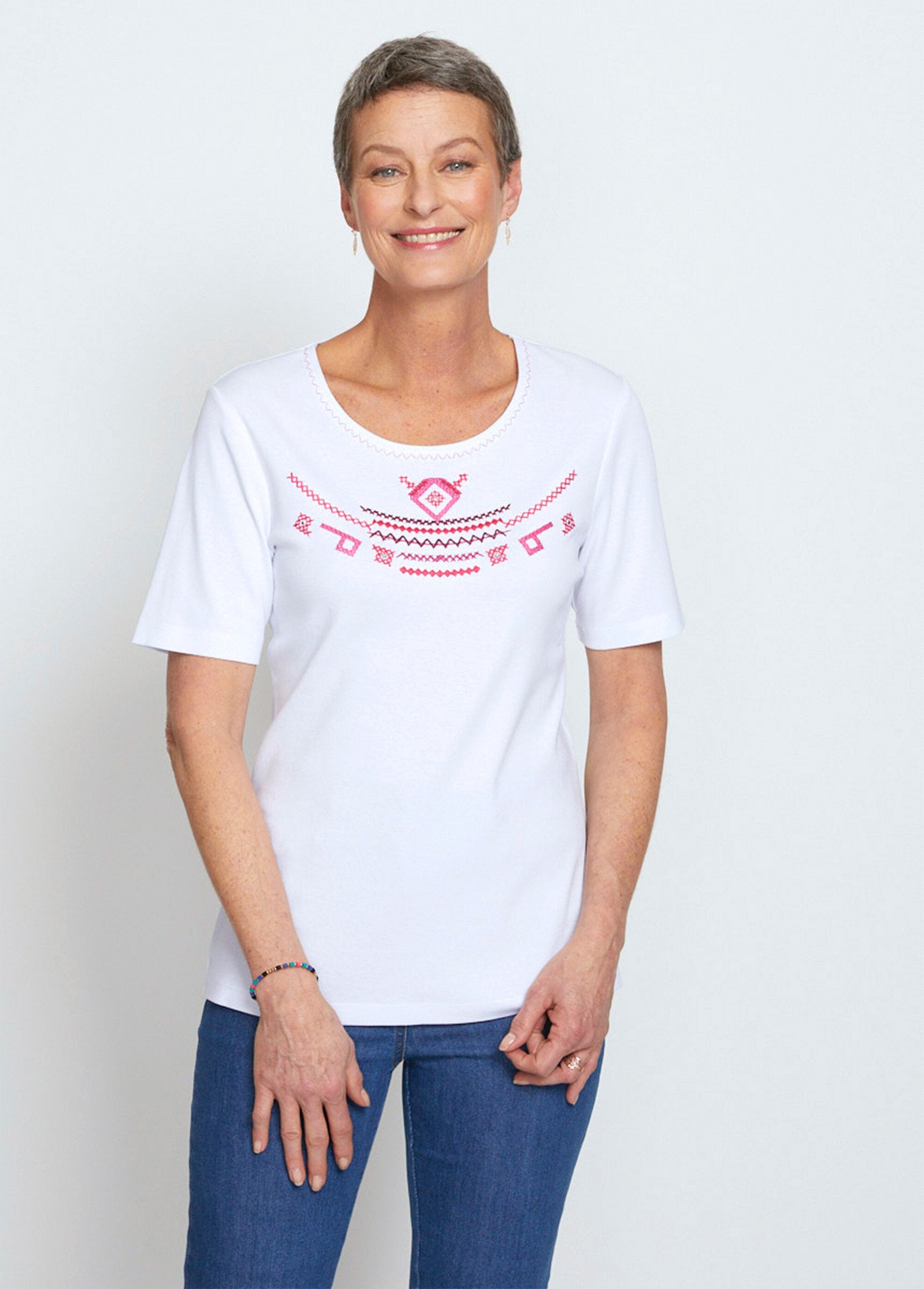 Embroidered_pure_combed_cotton_jersey_T-shirt_White_and_raspberry_FA1_slim