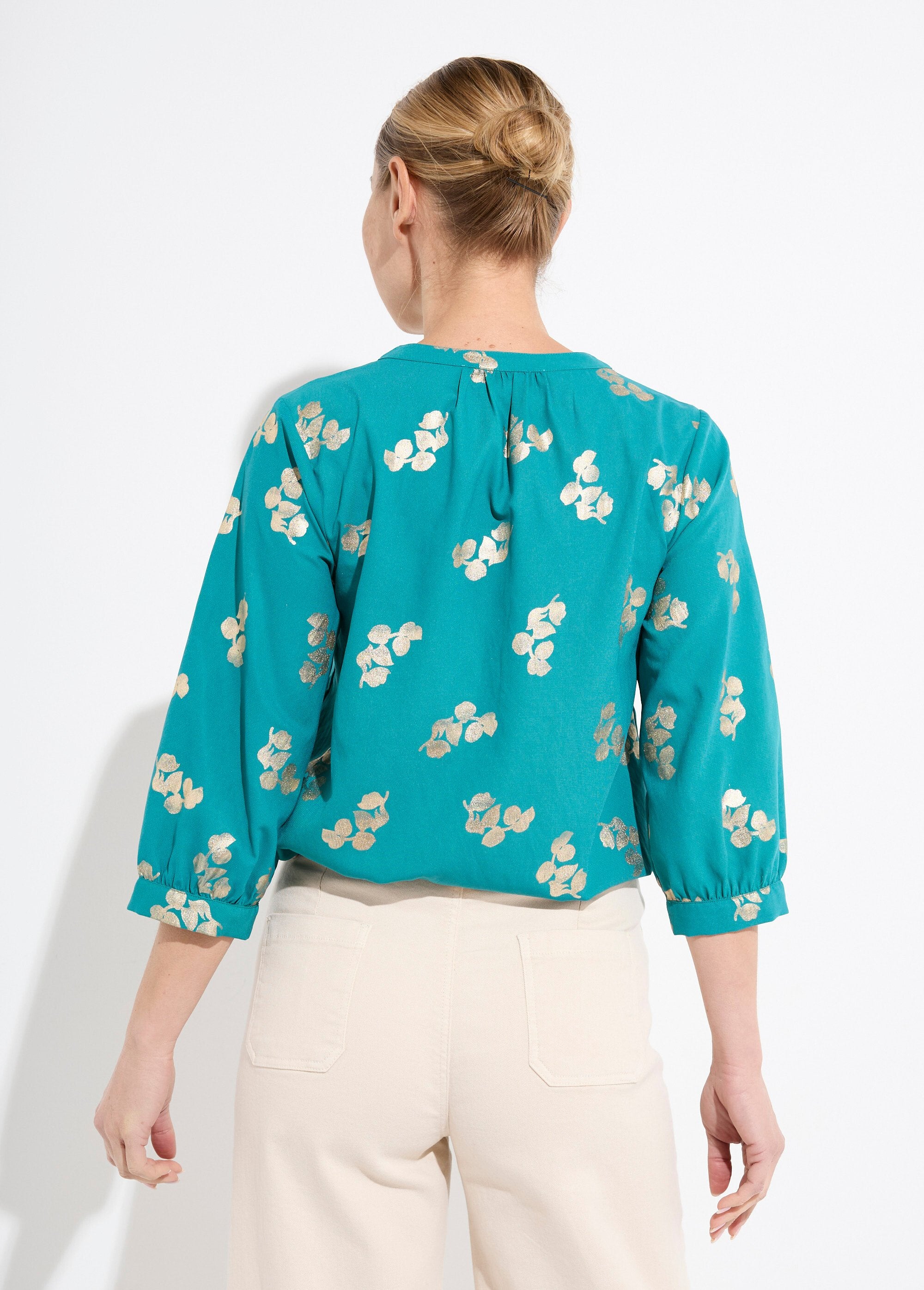 Loose-fitting_button-down_tunic_with_3/4-length_sleeves_Vert_DO1_slim