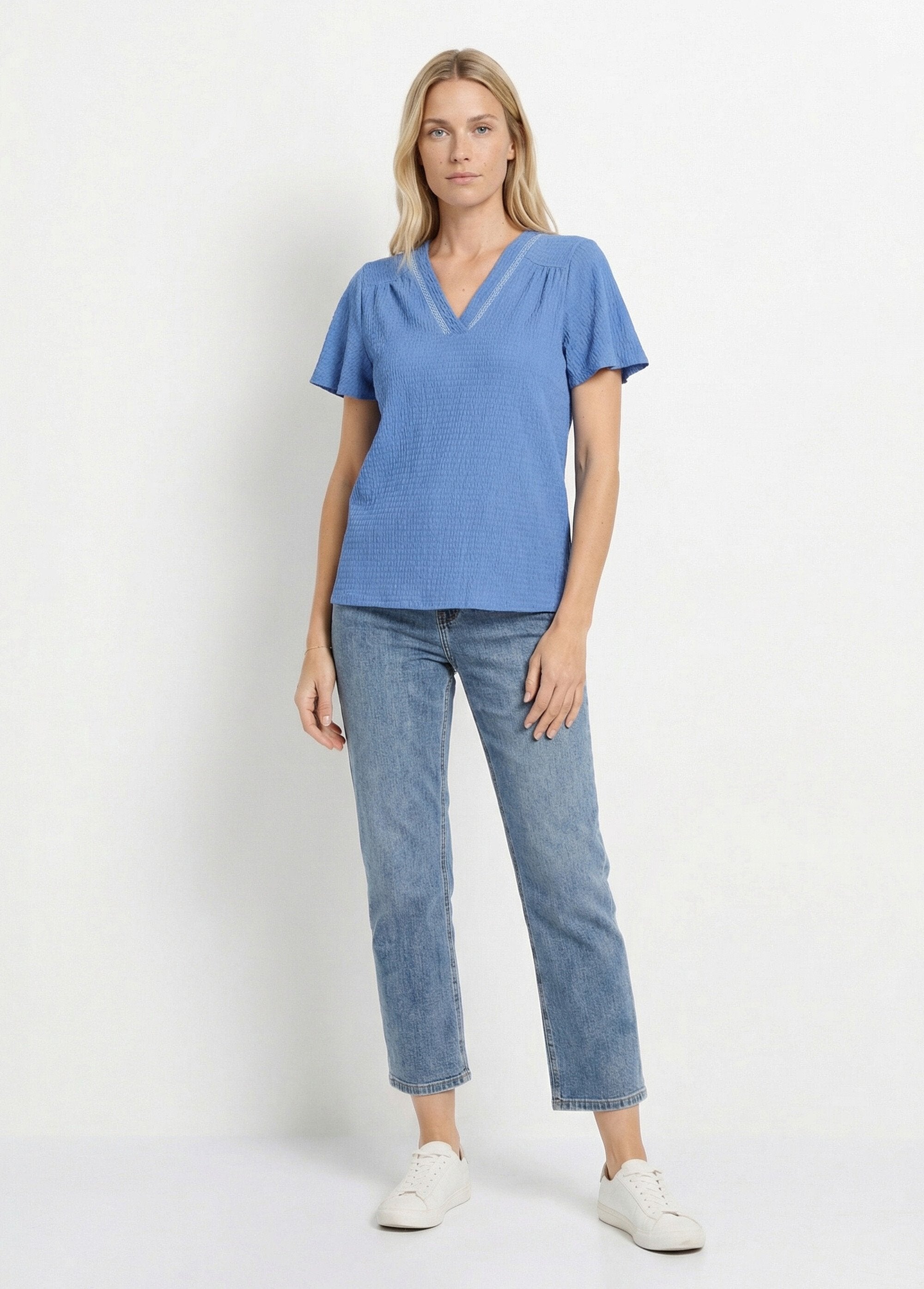 Textured_tunic,_V-neck_with_trim_Blue_min_SF1_slim